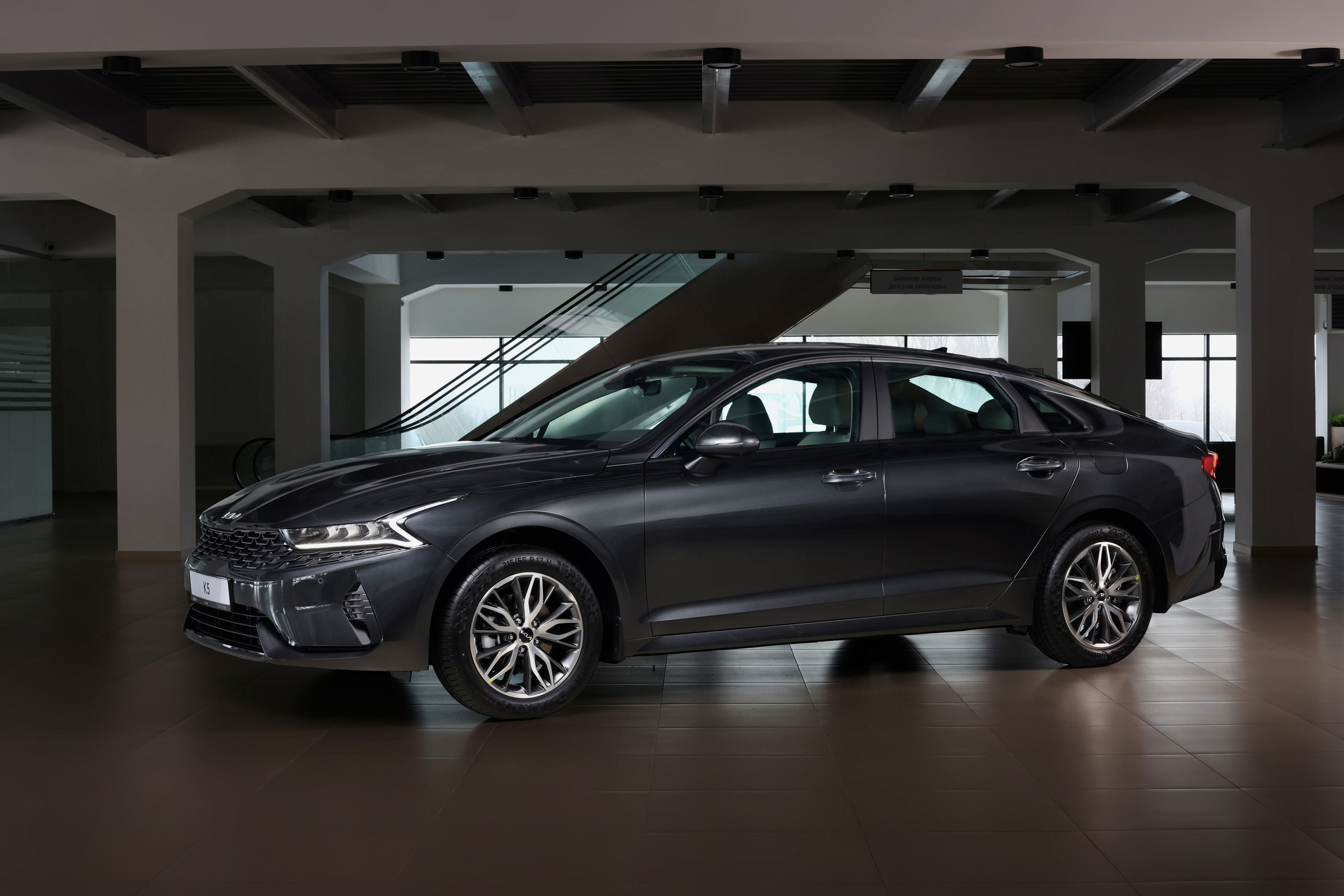 Авто. Fashion and advertising photographer