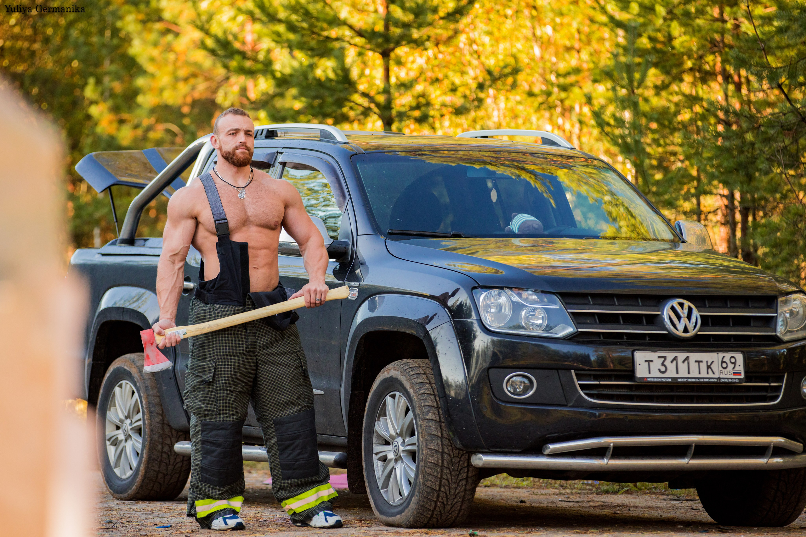 Эстетика мужского тела осень 2023. Фотограф-анималист Юлия Германика