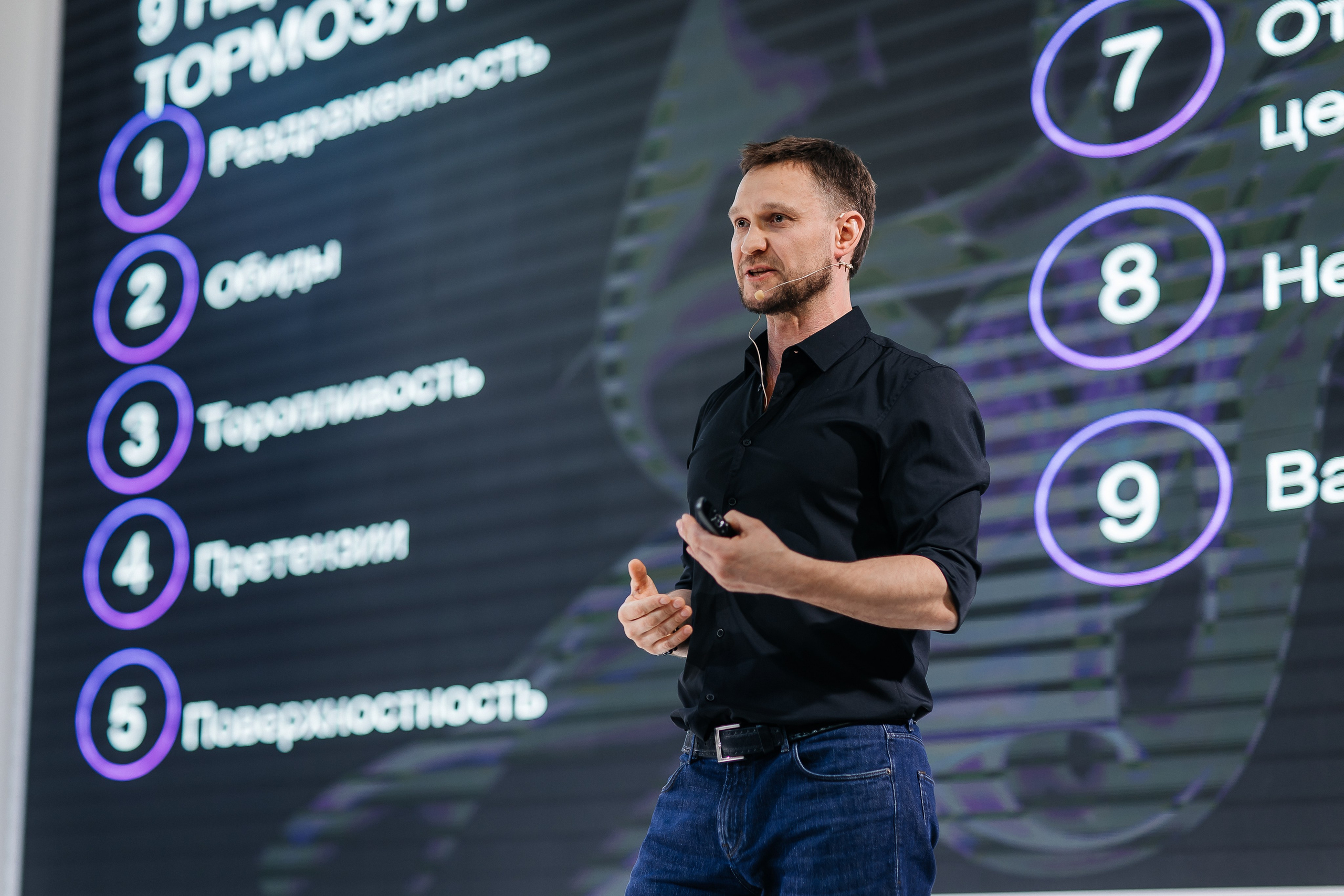 Фотосъёмка выставки/конференции. Репортажный фотограф в Краснодаре Лагута Надежда