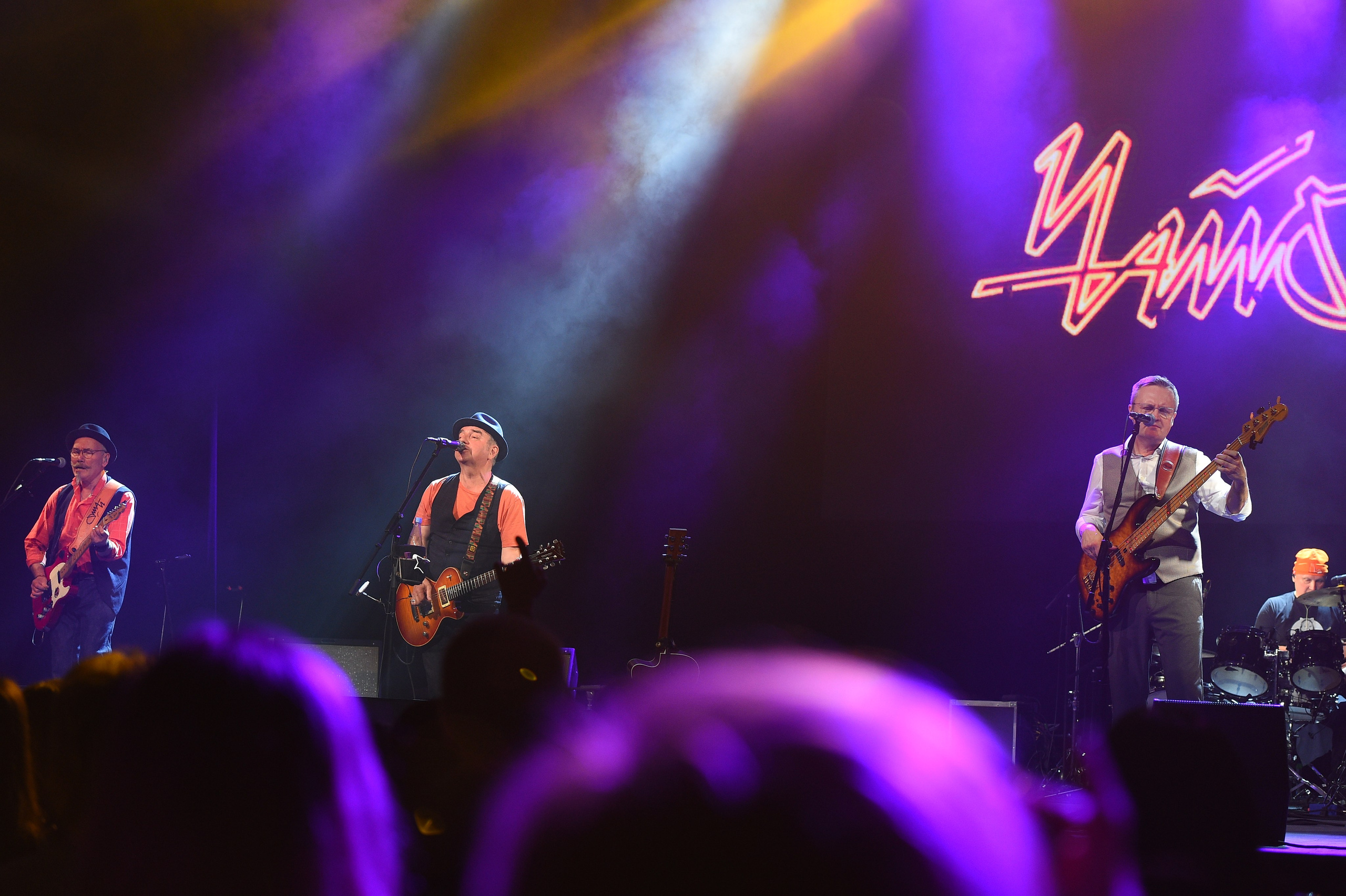 Концерт группы Чайф. Ижевск. 22.05.2022. Спортивный репортажный фотограф в Ижевске Сергей Мерзляков