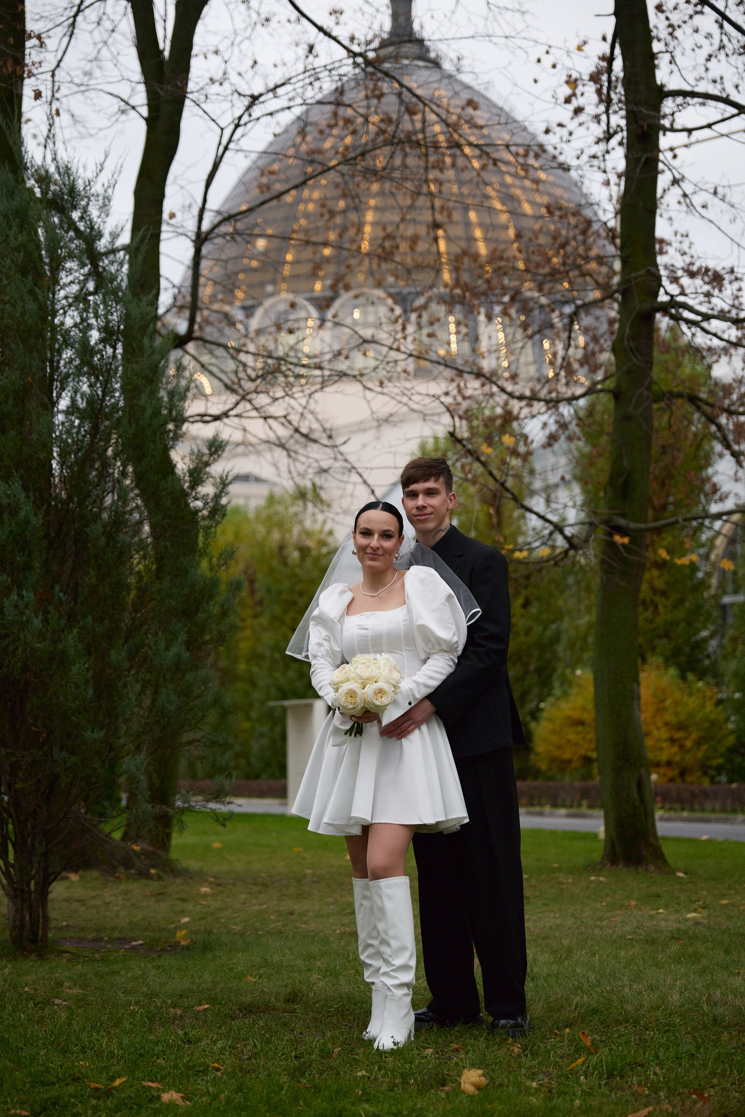 Елизавета и Артем. Роспись ВДНХ. Любовь Юсупова. Фотограф