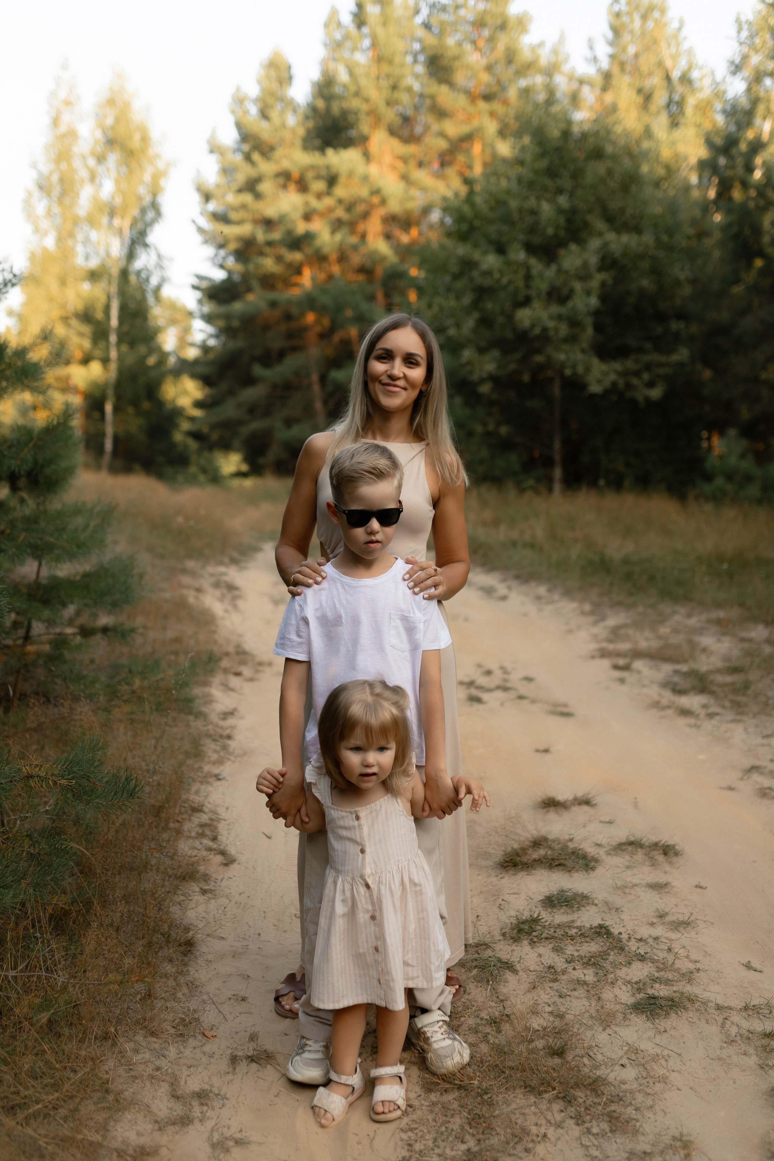 Алексей, Мария, Ваня и Варя. Фотограф Татьяна Семенова