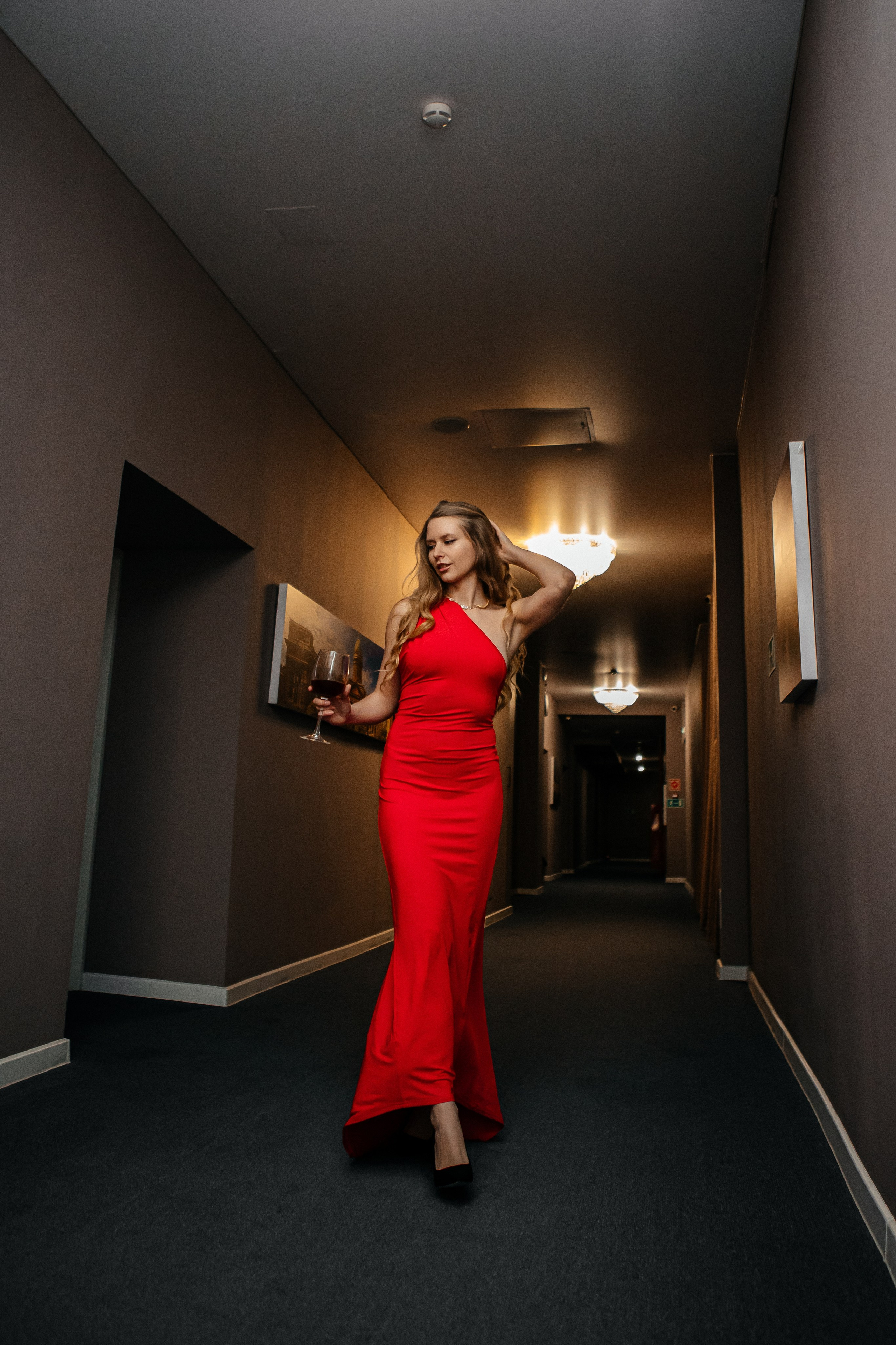 Анастасия в отеле Kempf. Elena Sova — семейный и женский фотограф в Санкт-Петербурге