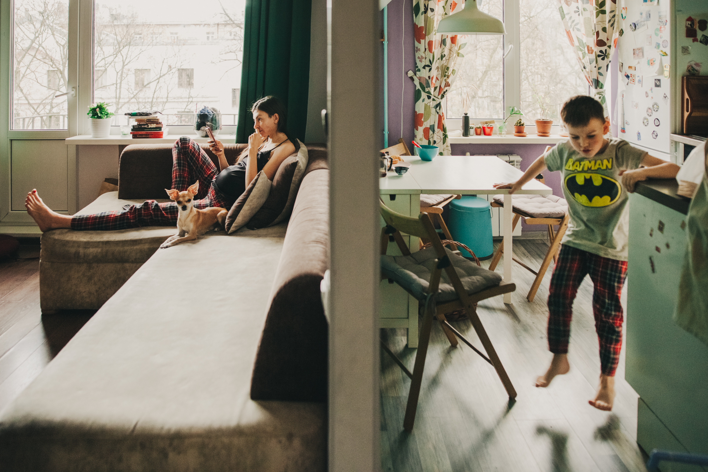 Даша, Даня, Боба. Фотоистория буднего дня. Семейный фотограф, фотограф родов, репортажей фотограф в Санкт-Петербу