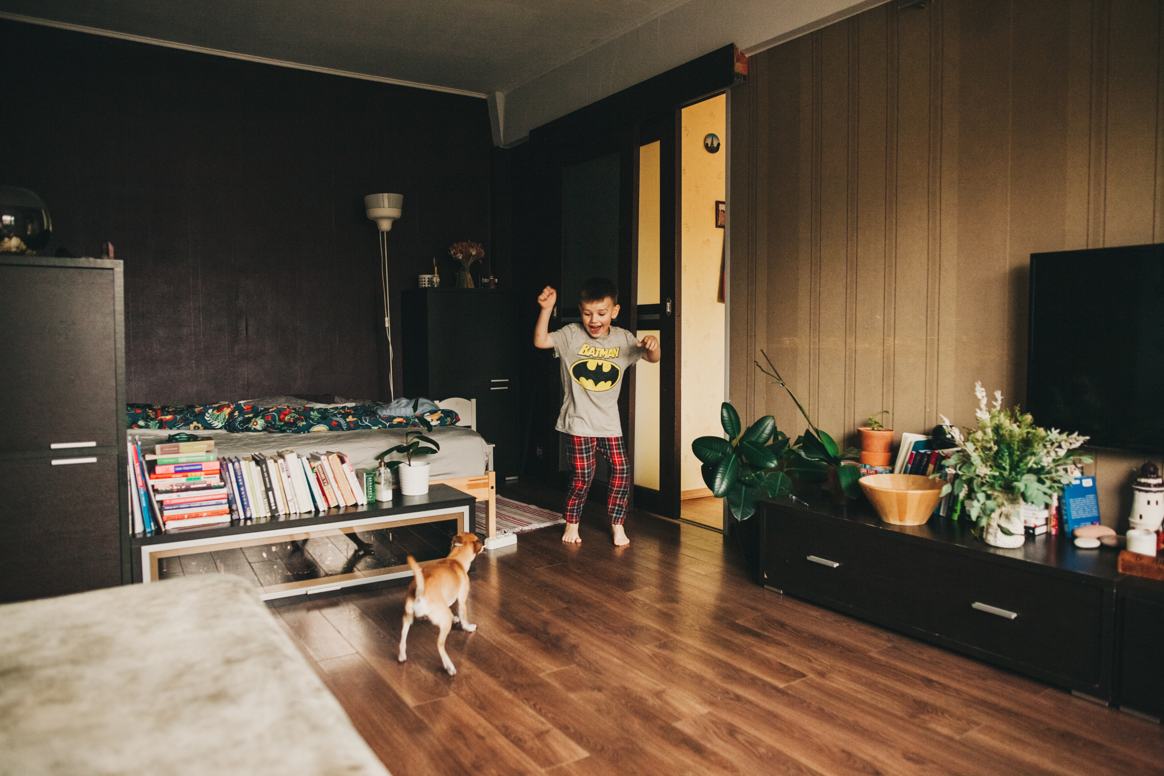 Даша, Даня, Боба. Фотоистория буднего дня. Семейный фотограф, фотограф родов, репортажей фотограф в Санкт-Петербу