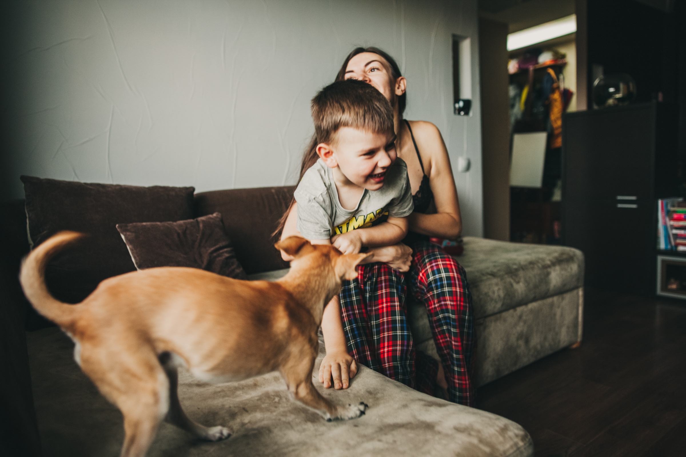 Даша, Даня, Боба. Фотоистория буднего дня. Семейный фотограф, фотограф родов, репортажей фотограф в Санкт-Петербу