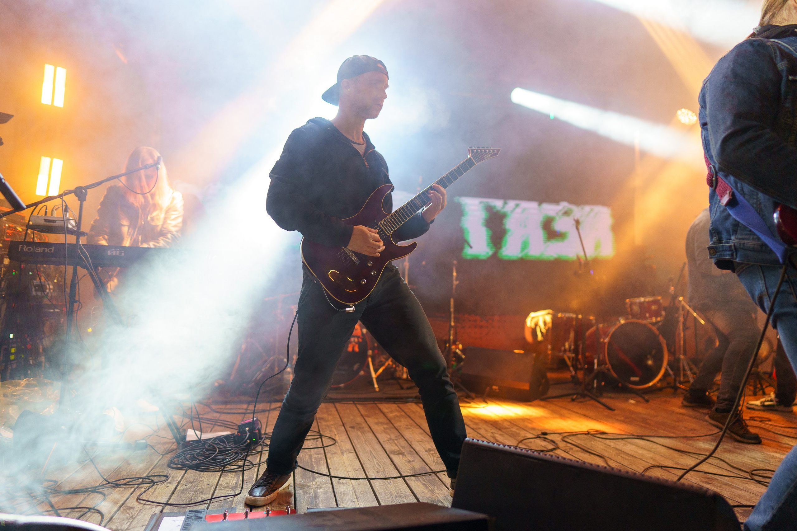 Фотоотчет с главного панк-рок фестиваля страны Anti-Party 2025. Фотограф Николай Прокофьев модельные тесты в Москве