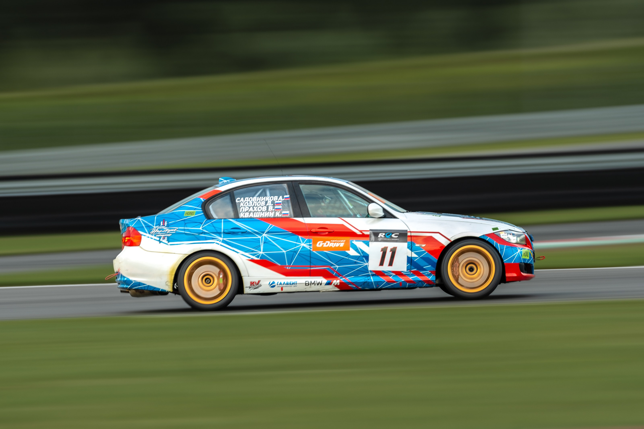 Фото четвертого этапа Российской серии гонок на выносливость. Фотограф Николай Прокофьев модельные тесты в Москве