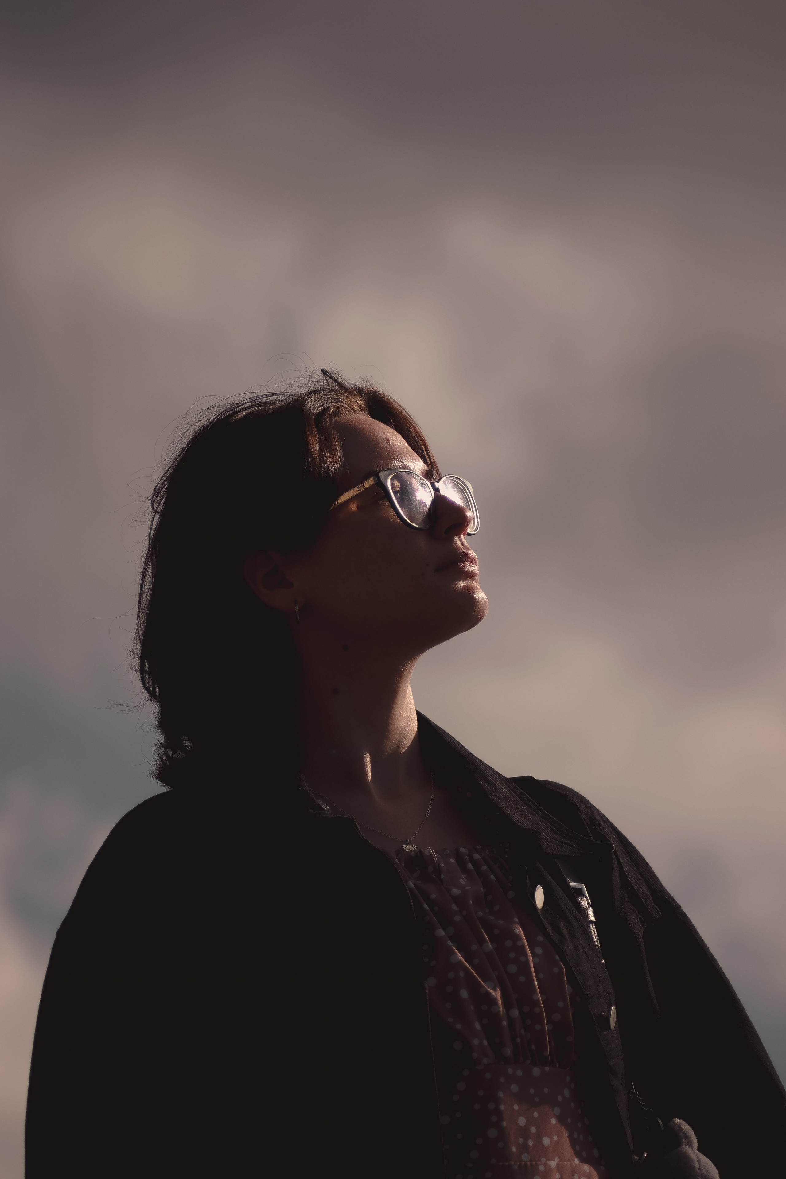 Юля П. (Near the water). — Digital Noise —