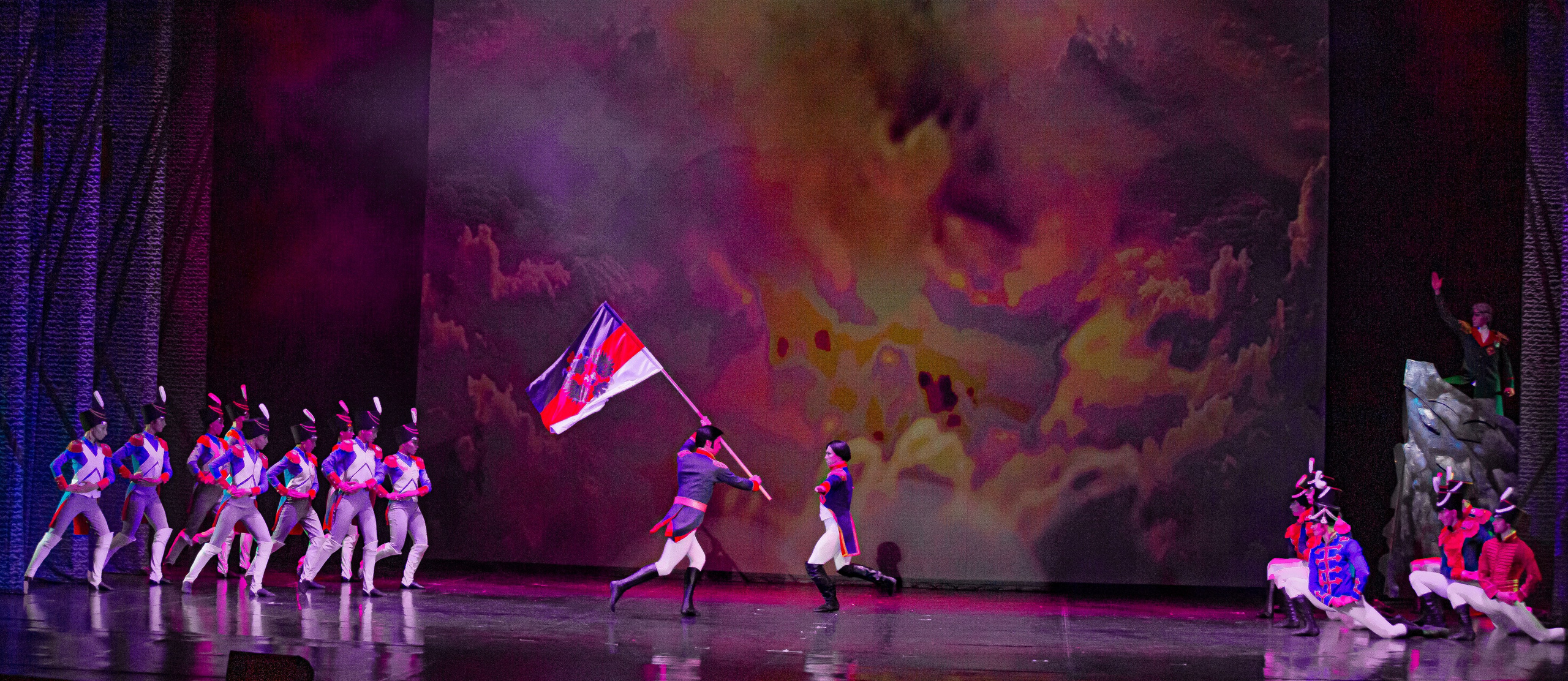 Война и Мир балет Марийского театра оперы и балета на сцене Зимнего театра г. Сочи премьера. Фотограф в Сочи Юрий Шептаев