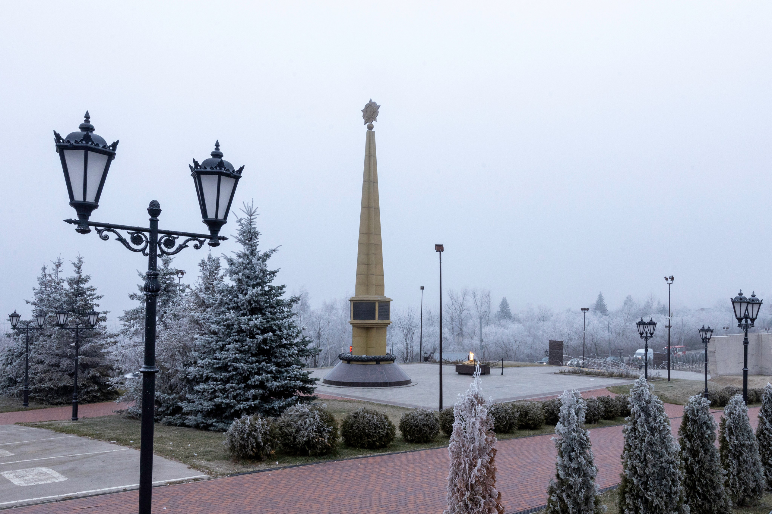 Иней — Менделеевский. Мемориалы Героям Великой Отечественной Войны. Фотограф в Туле Крупский АнДРей. Фотостудия «КАДР71» в Туле
