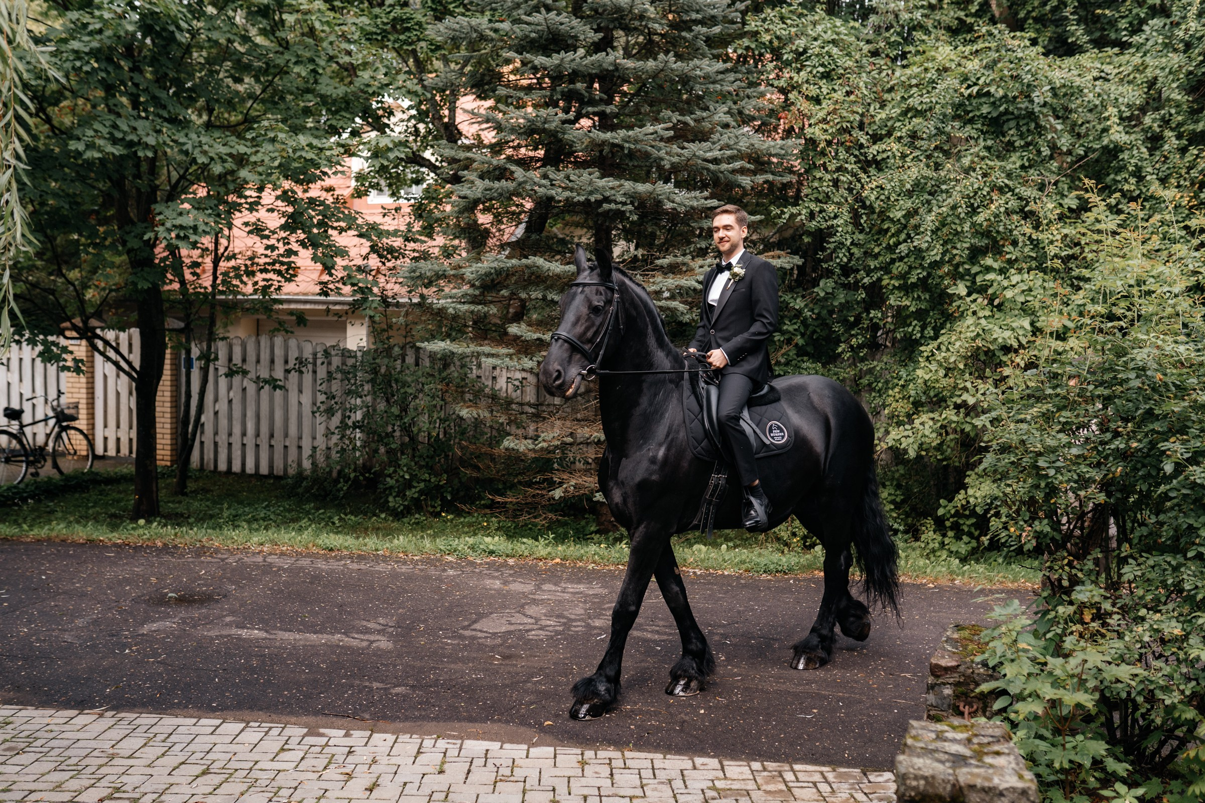 Fewhorses «Рыцарская свадьба». Семейный и свадебный фотограф в Москве Виктория Махова