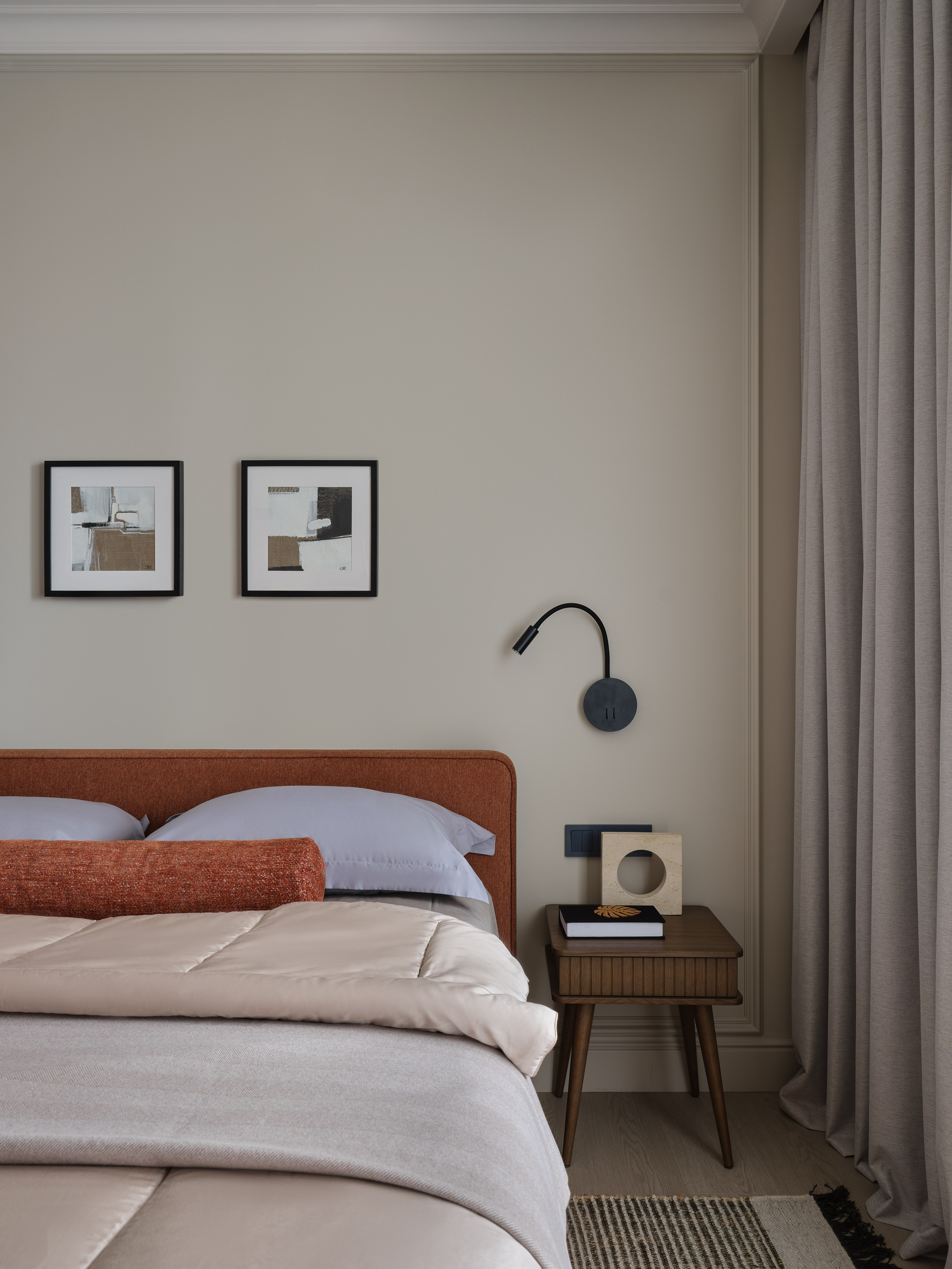 Лаконичный интерьер с акцентами. Фотограф Наталья Вершинина