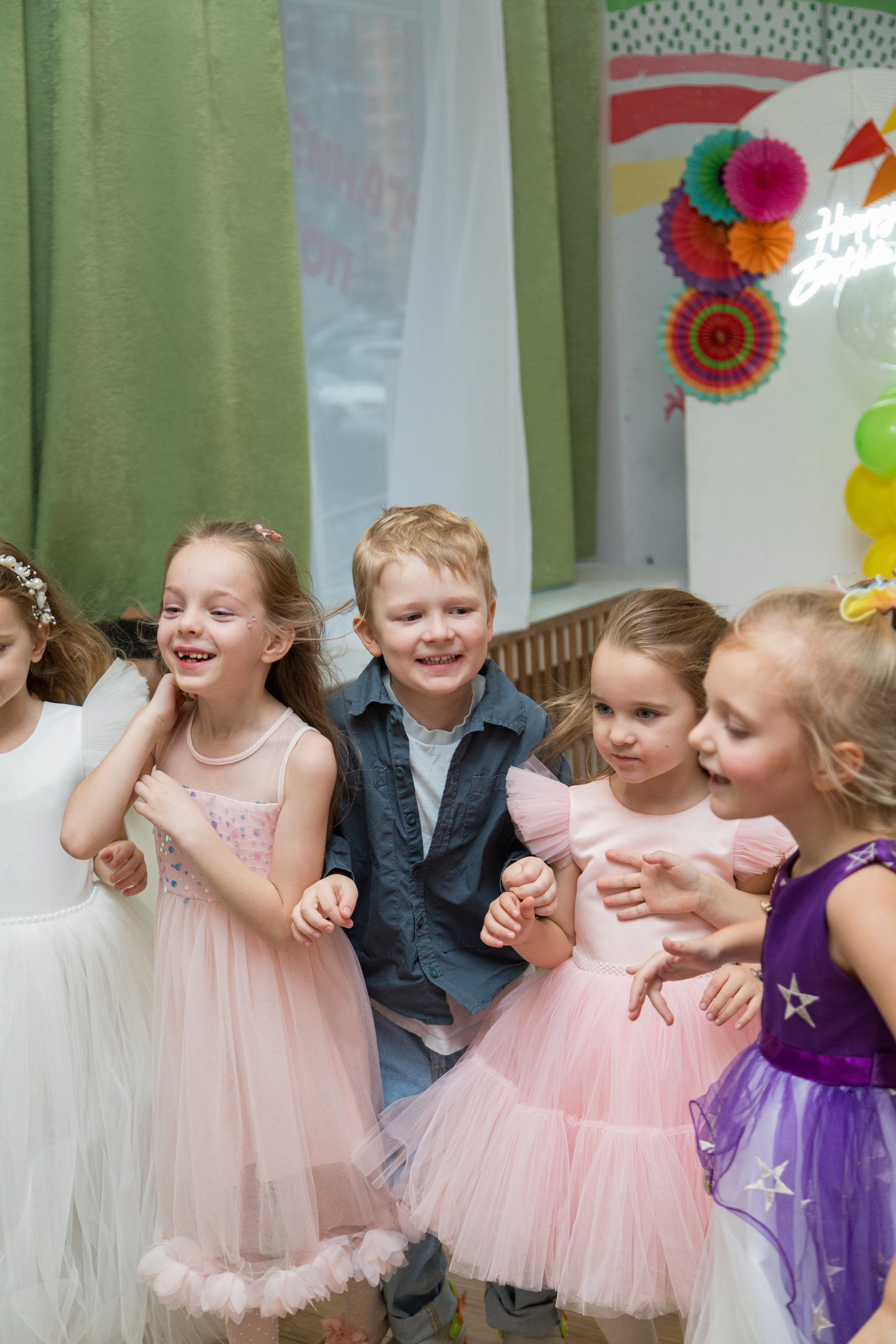 День рождения Василисы в Avocado friends, 6 лет. Детский и контент фотограф Надя Волкова Санкт-Петербург