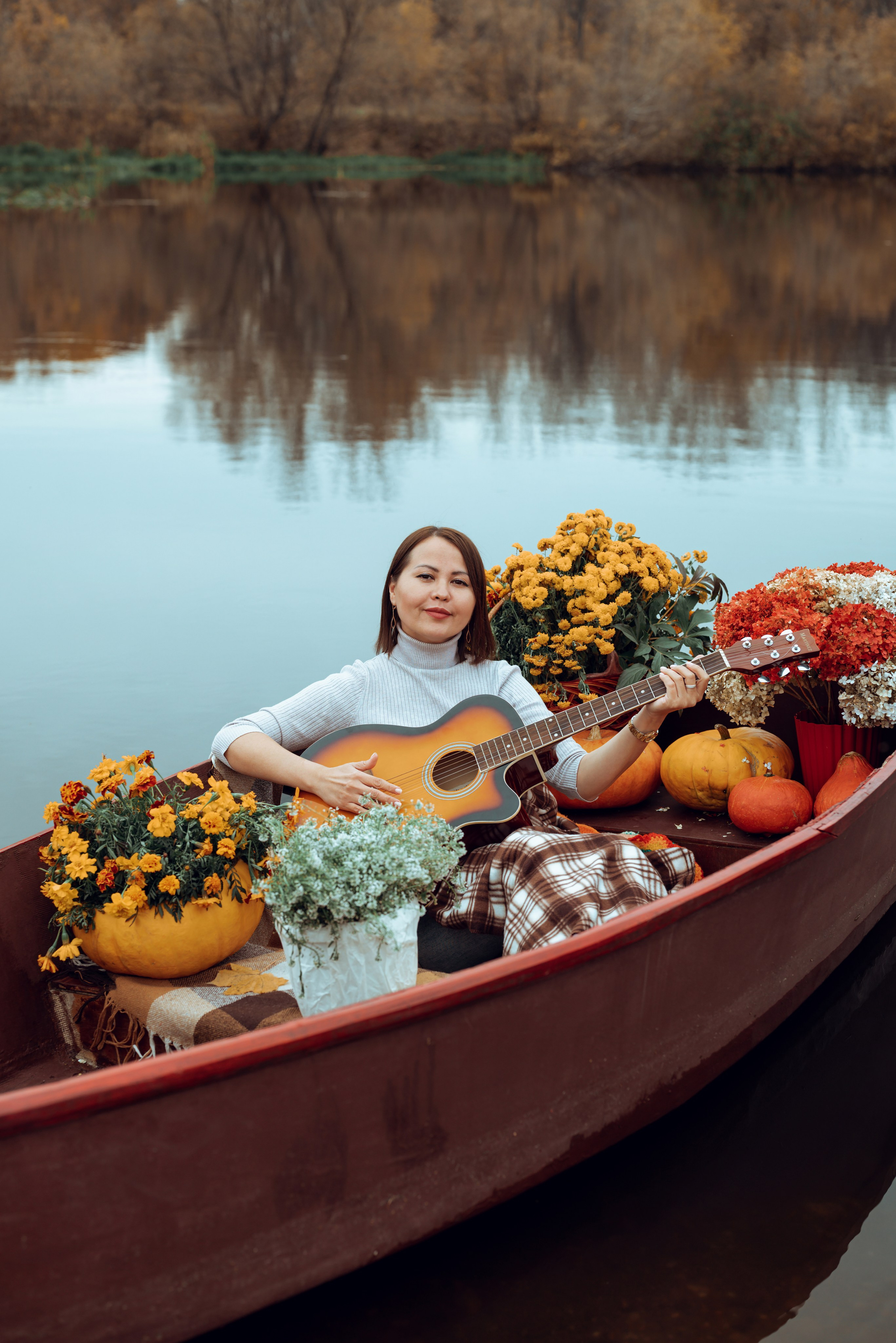 Фотопроект с осенней лодкой. Фотограф в городе Салават