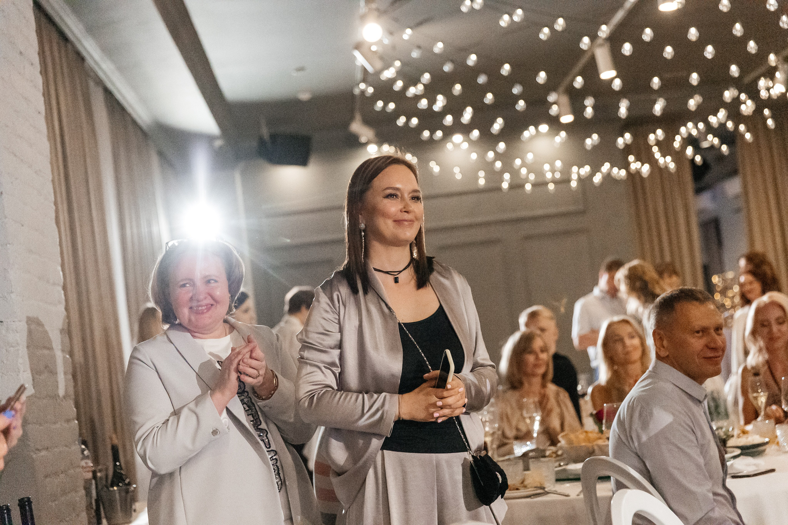 2023-06-23 Выпускной МБОУ СОШ № 10. Фотограф в Красноярске