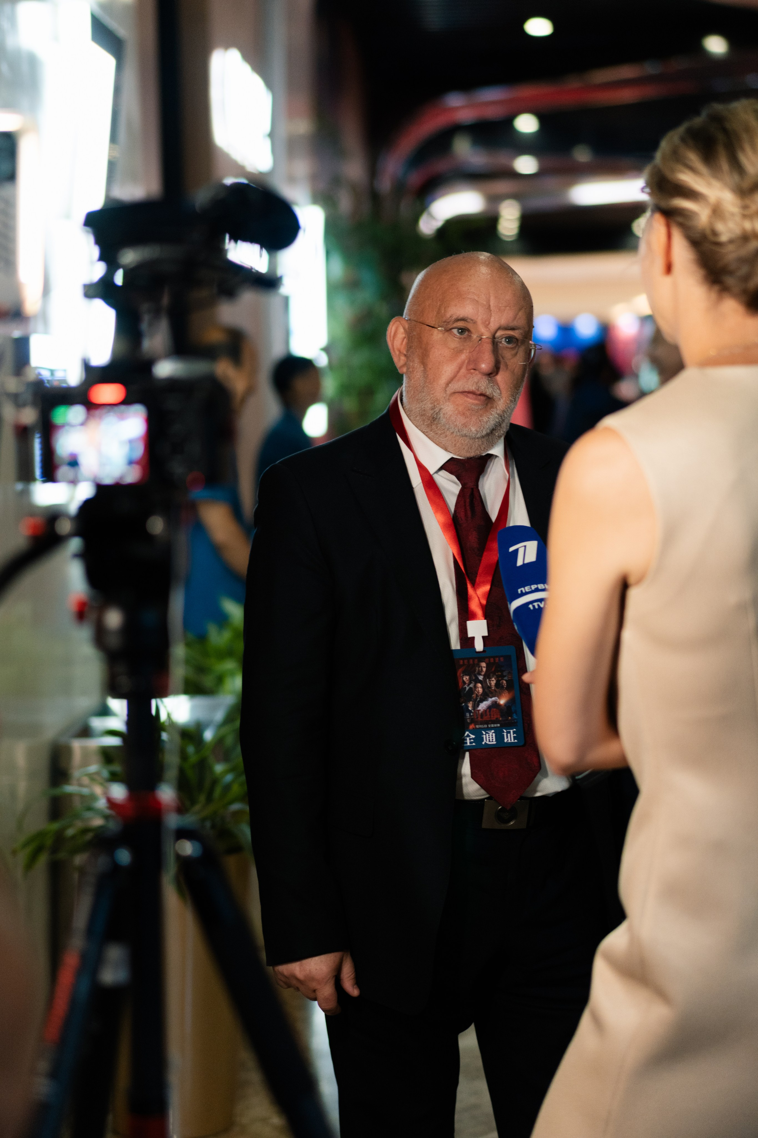 The film premiere of the “Red Silk”