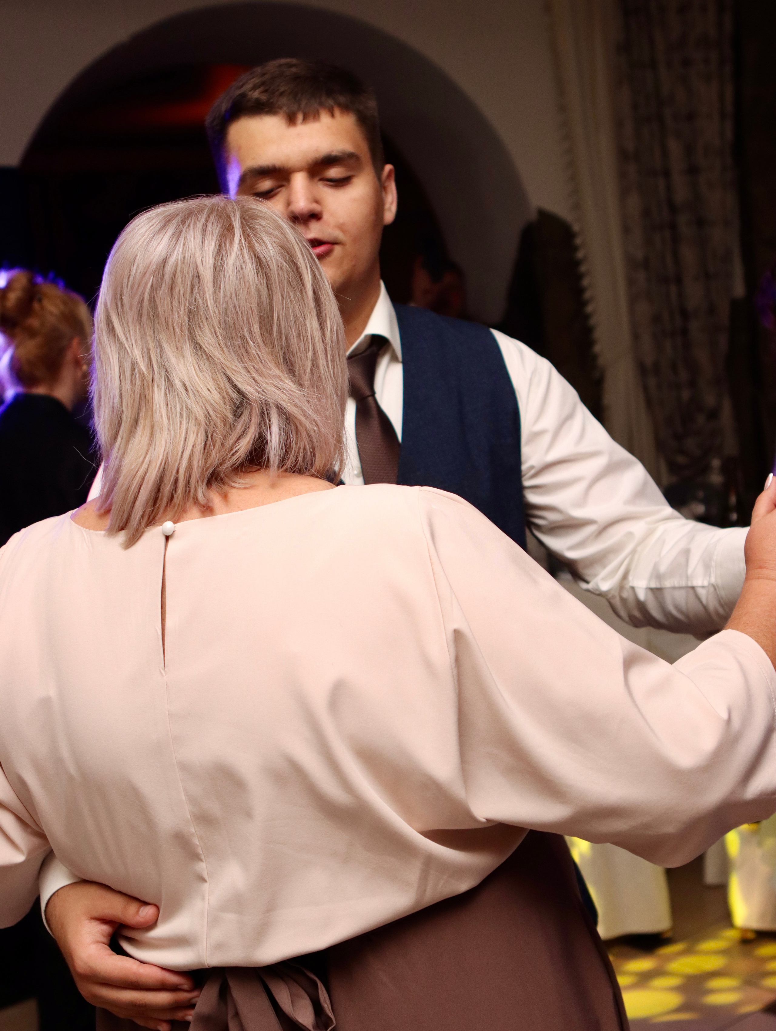 Школьный выпускной. Фотограф в Курске Смирнов Евгений