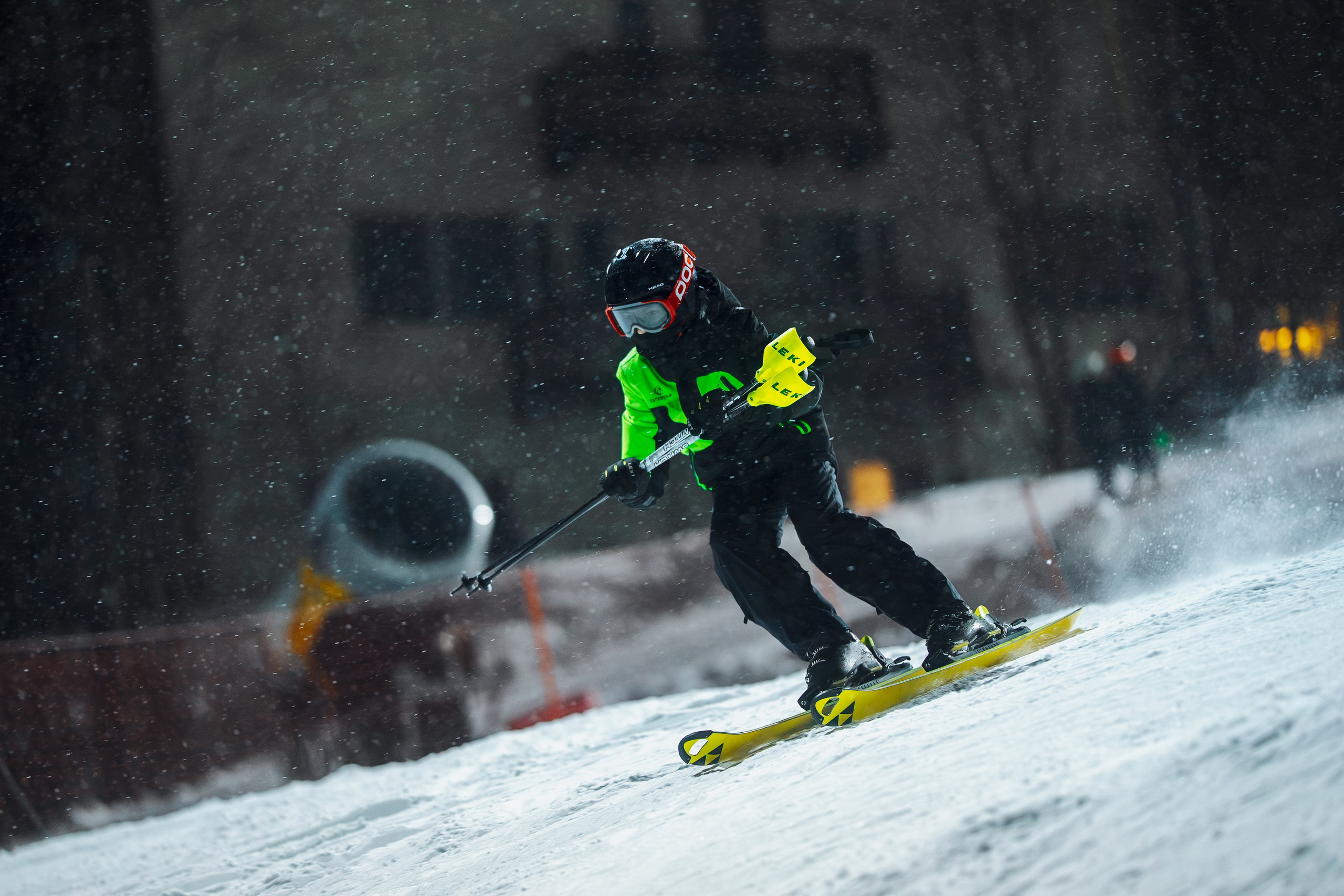 2025.12.25 | Горные лыжи. Тренировка. Шуколово, 5й склон. Фотограф Студитский Евгений