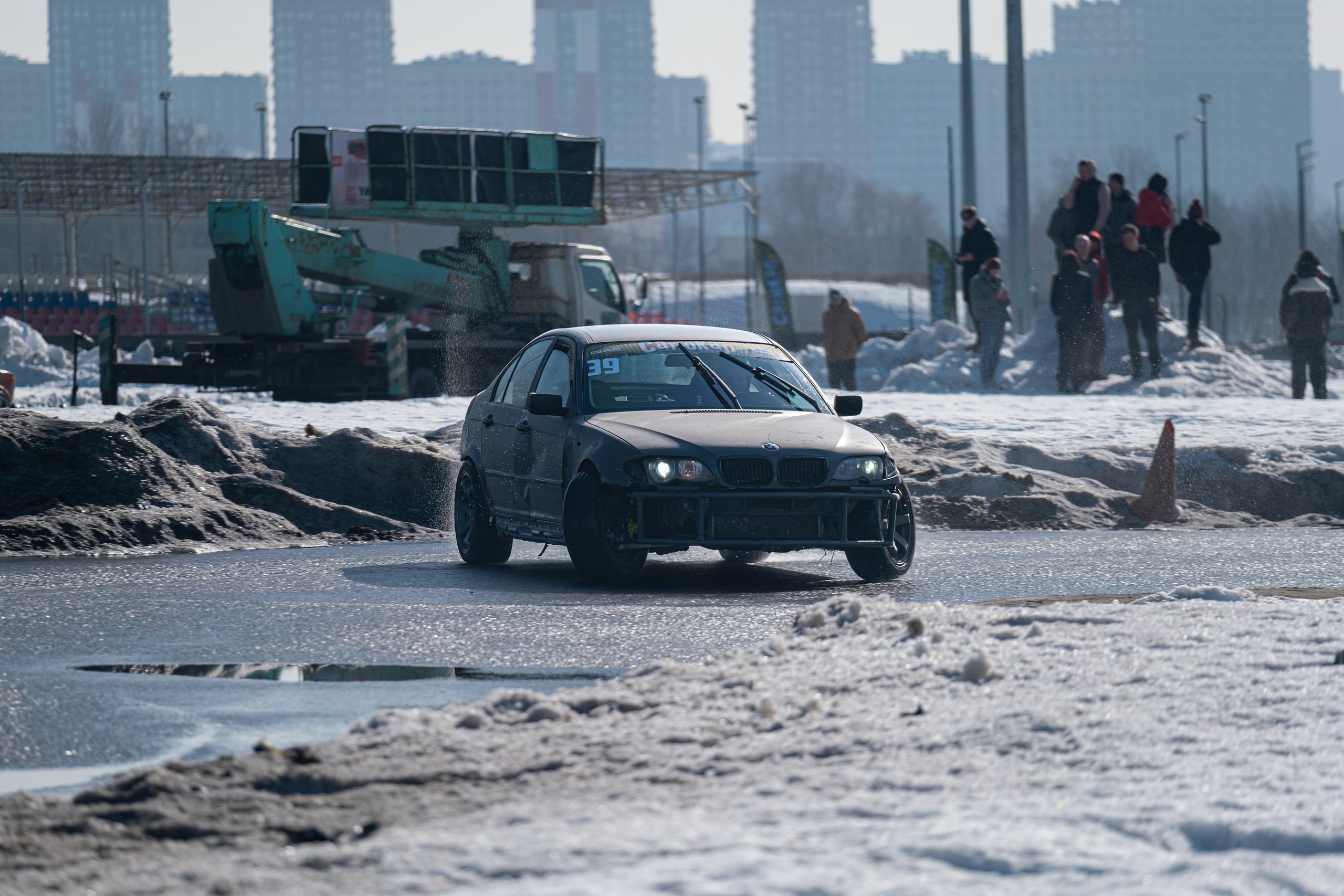Спортивная автомобильная съемка. Malenkyia