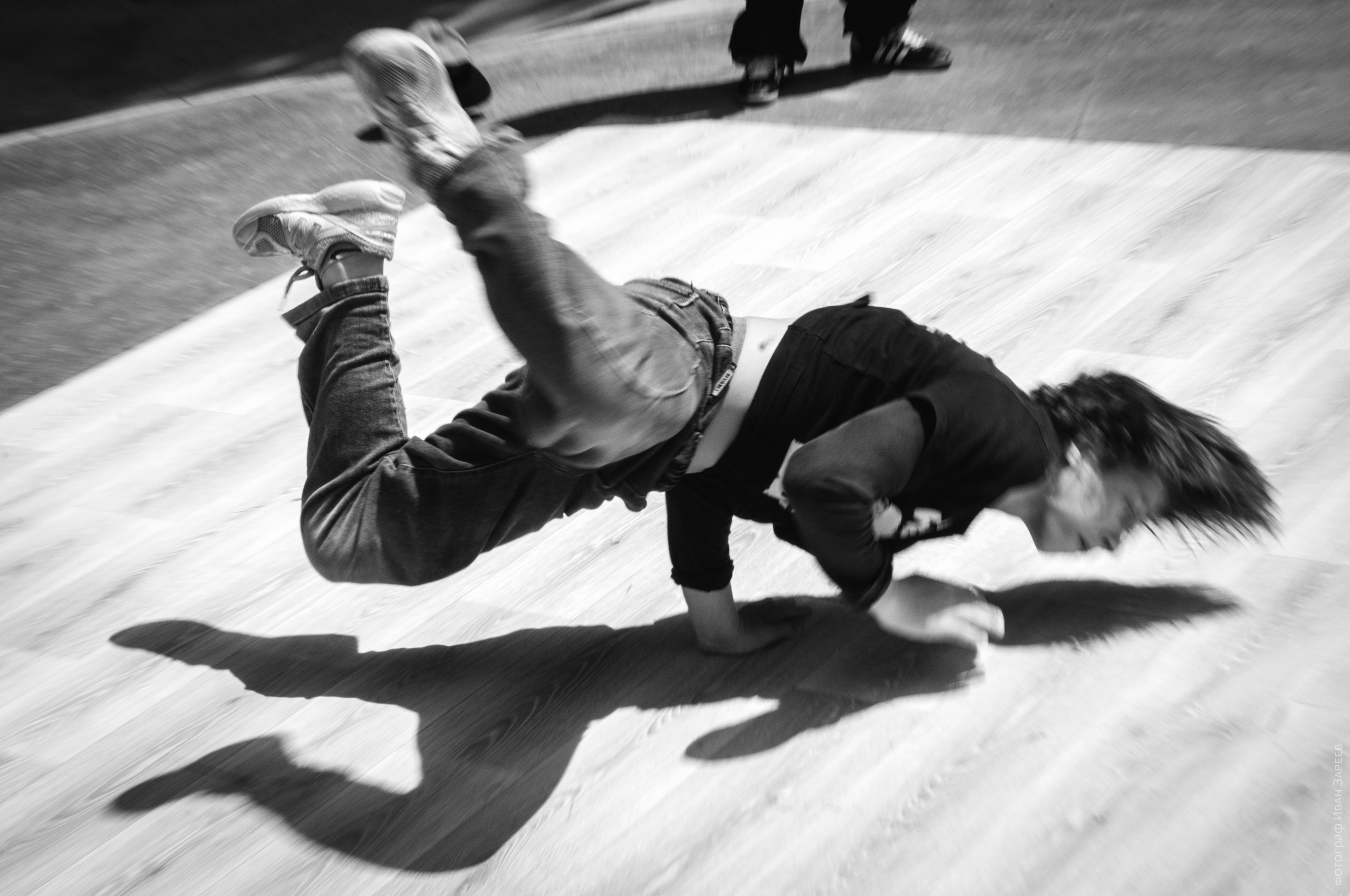 Граффити и брейкинг. Репортажный фотограф в Симферополе Зареев Иван