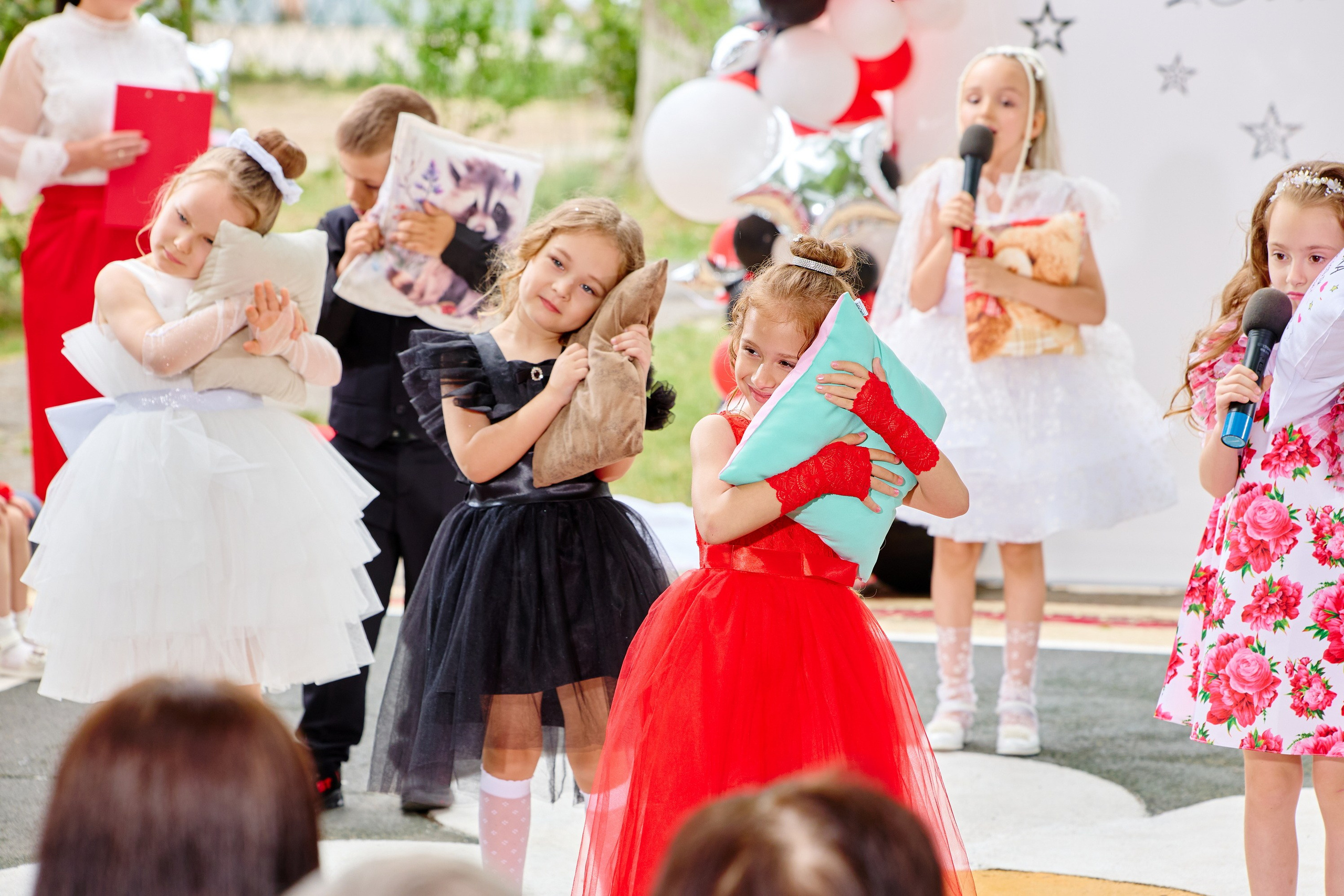 Выпускной 45 сад. Фотограф Выпускные альбомы Таганрог Сергей Коробченко