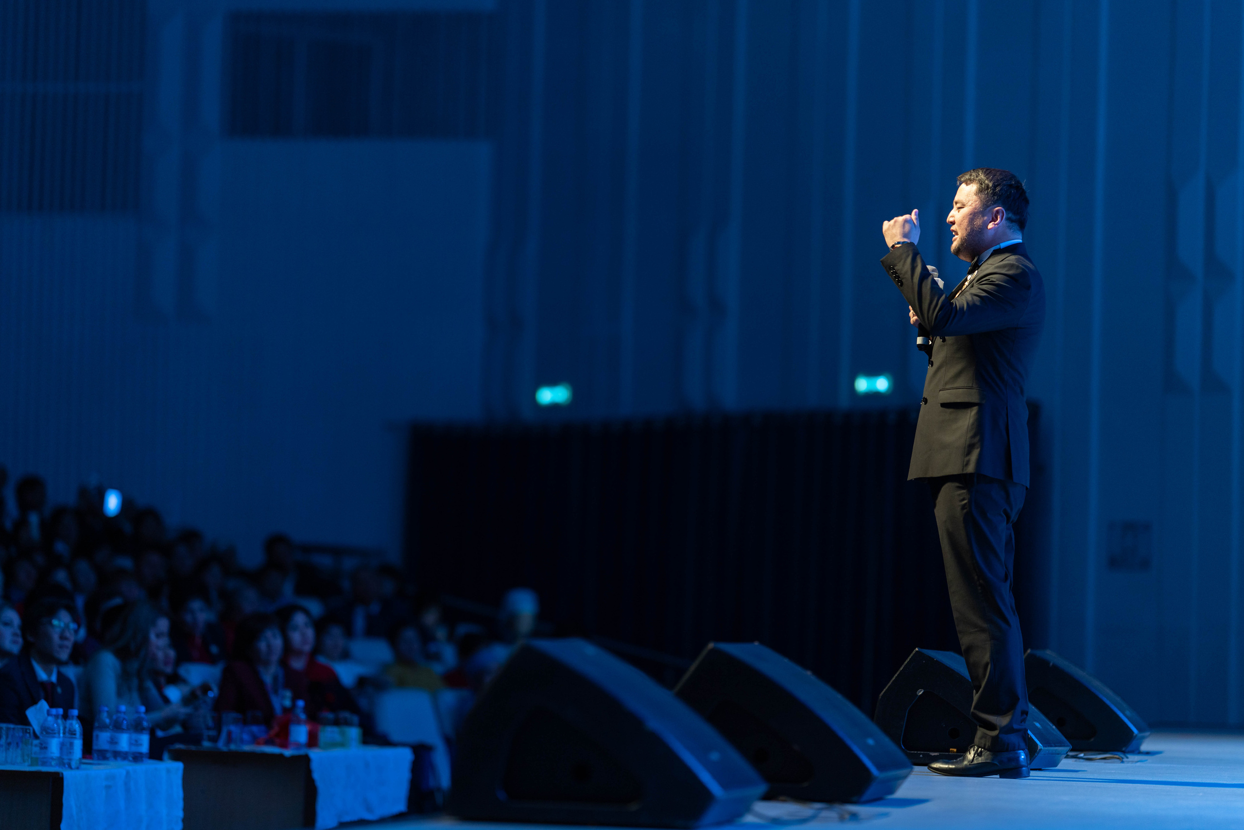 Репортажный фотограф в Алматы — Настоящие эмоции и живые кадры | ProPhoto.kz