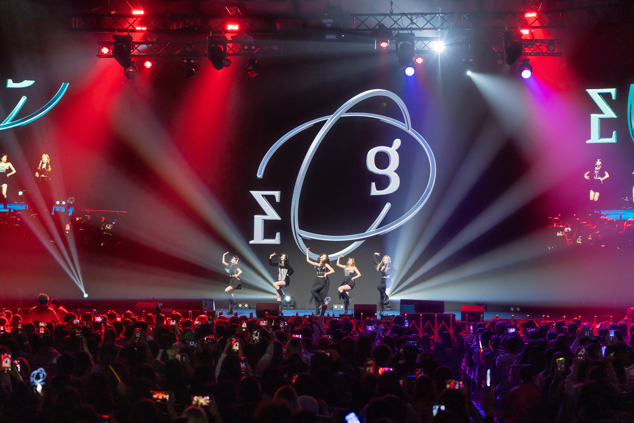 Репортажный фотограф в Алматы — Настоящие эмоции и живые кадры | ProPhoto.kz