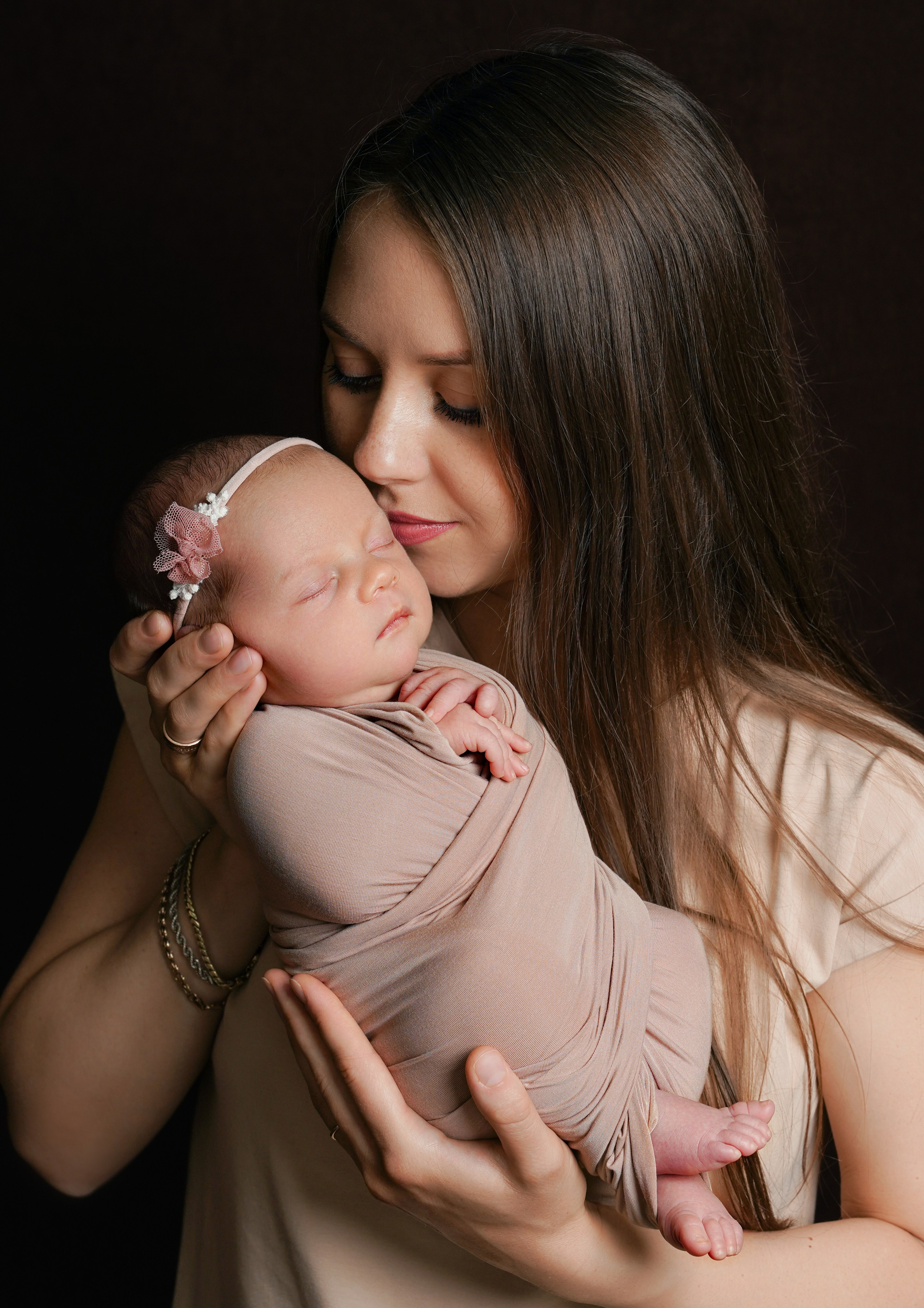 Фотосессия новорожденного (newborn). Фотограф новорожденных, детей до года и беременных в Симферополе