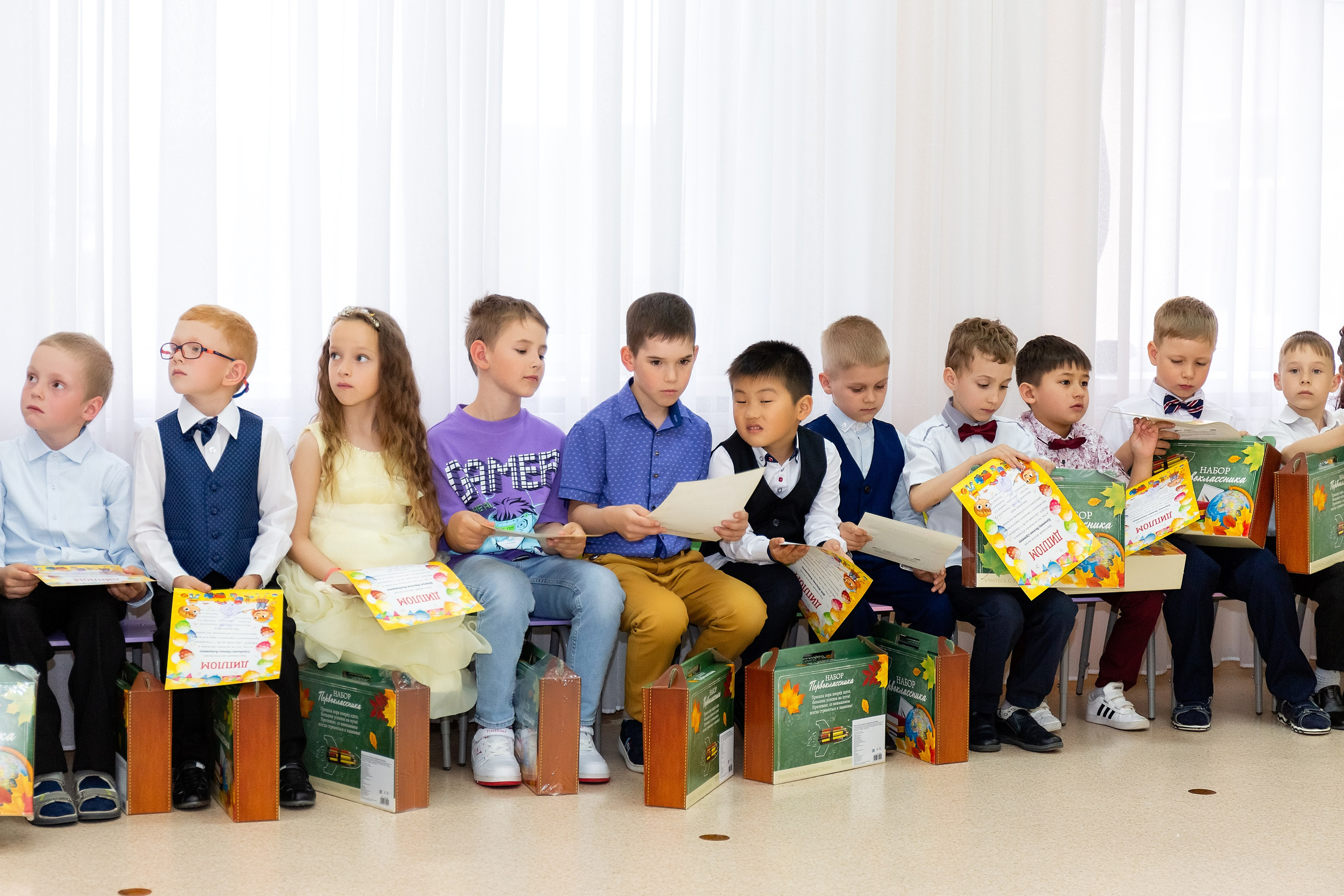 Выпускной. Детский сад «Тигрёнок». Стильный выпускной альбом Владивосток фотограф Вероника Мигачева