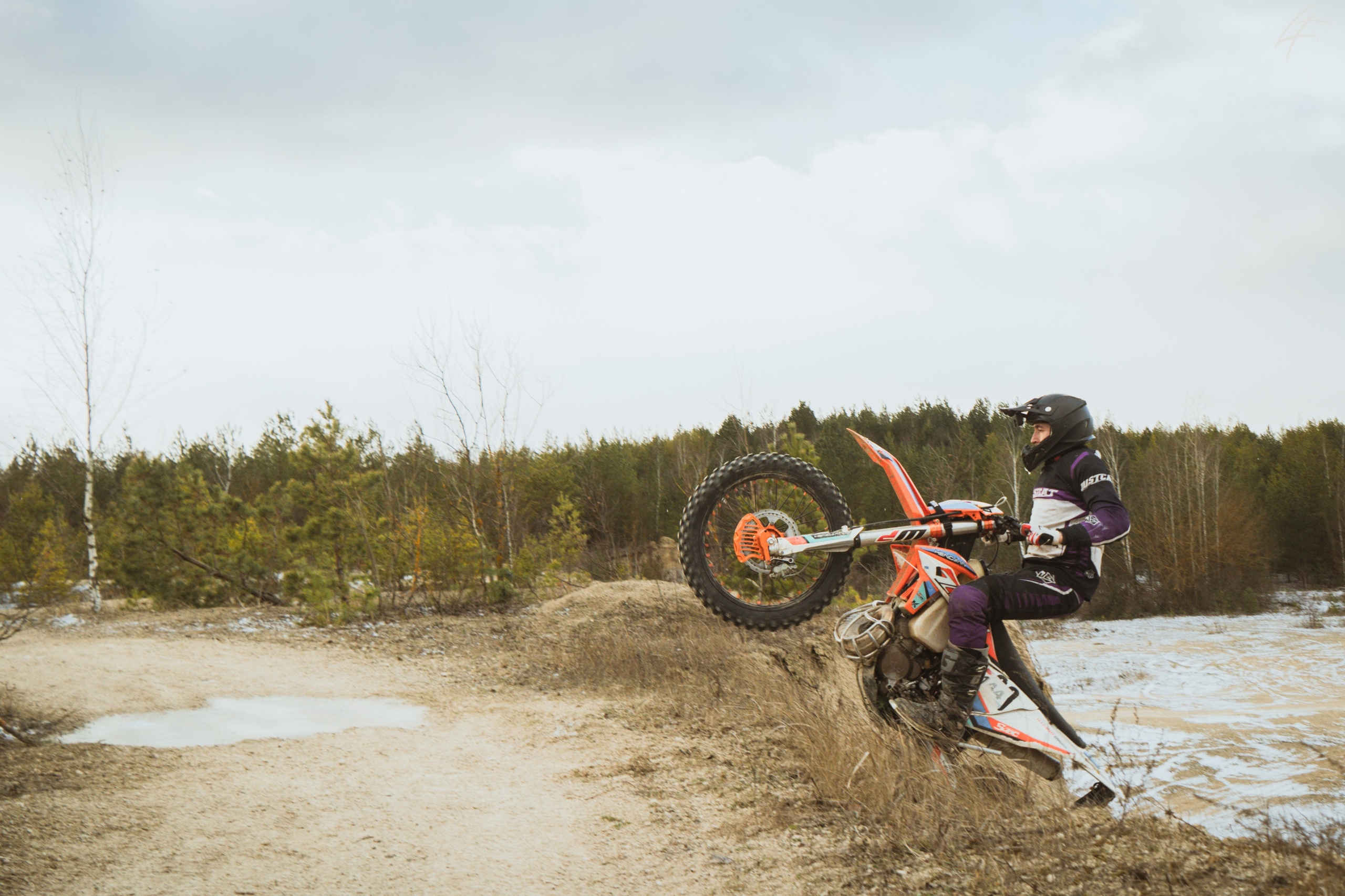 Мотокросс на Ланьшинском карьере. Лиза Фирстова