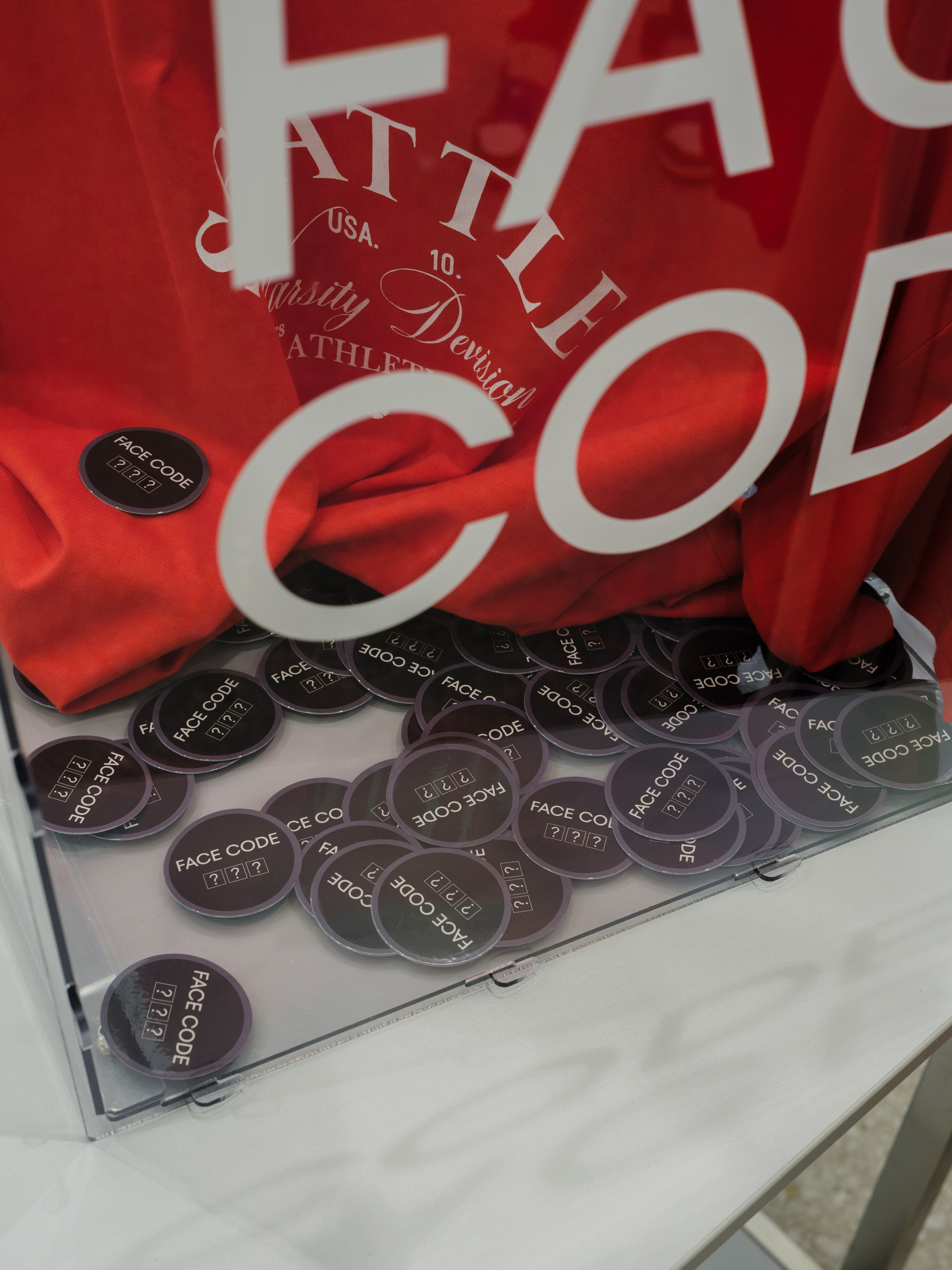 Открытие FACECODE. Репортажный и портретный фотограф в Москве Илья Спиридонов