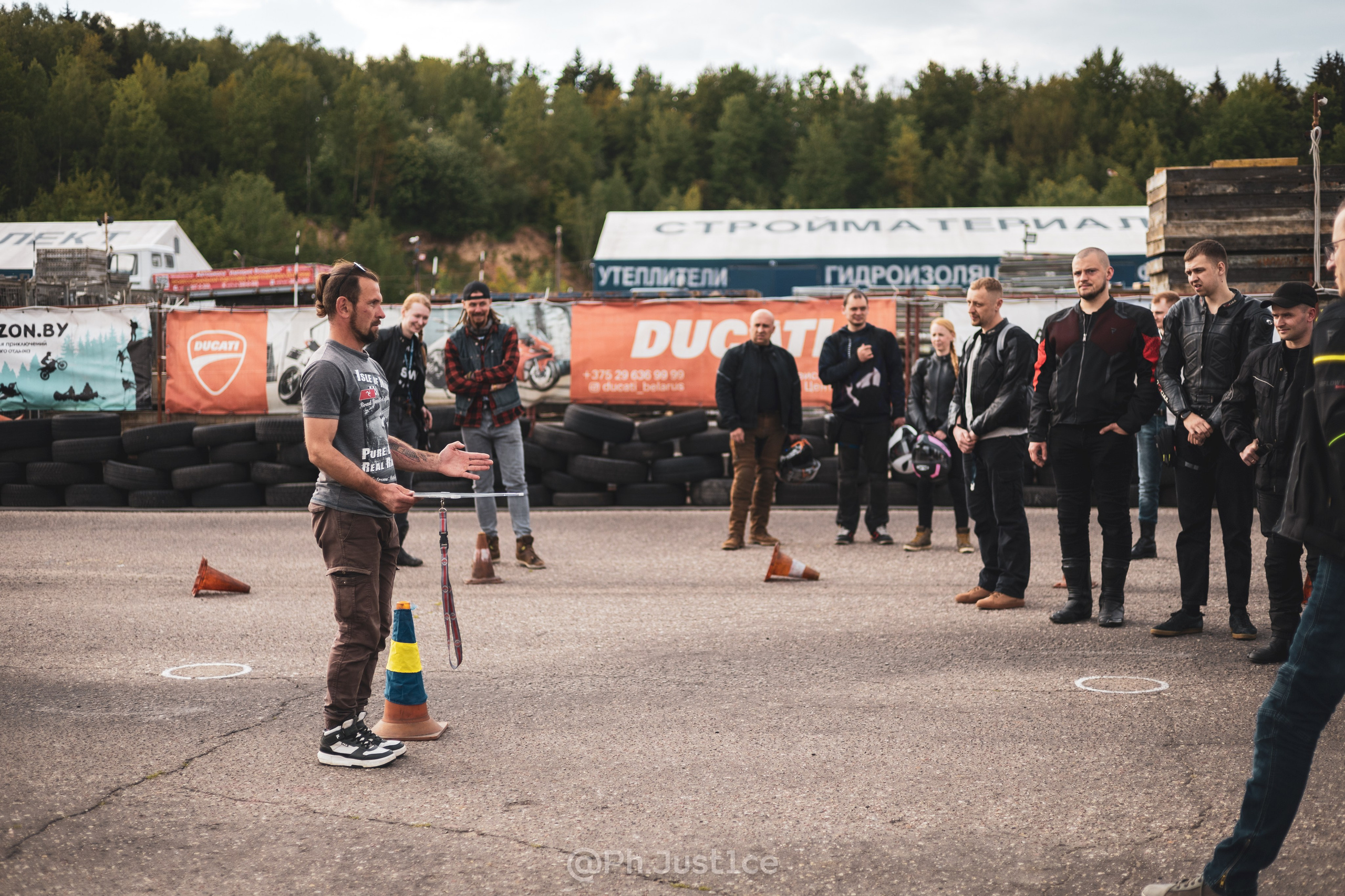 Авто-мото фотография — Репортажи и индивидуальные съемки | Максим Ремизевич. Maxim Remizevich | Photographer