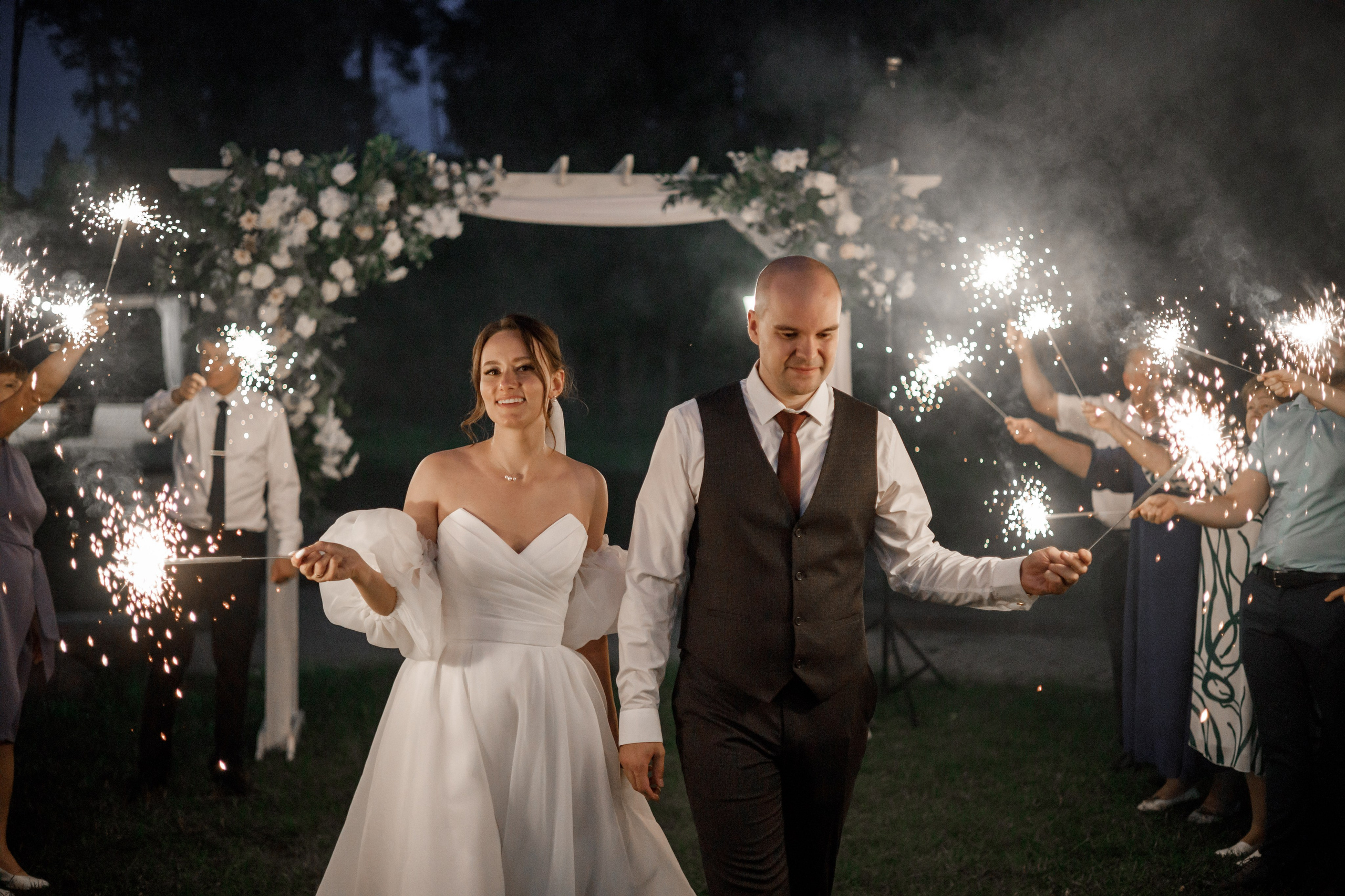 Полина и Дмитрий, загородный клуб «Барин», ЗАГС в г. Пушкино. Свадебный и репортажный фотограф (Москва, Королев и другие)