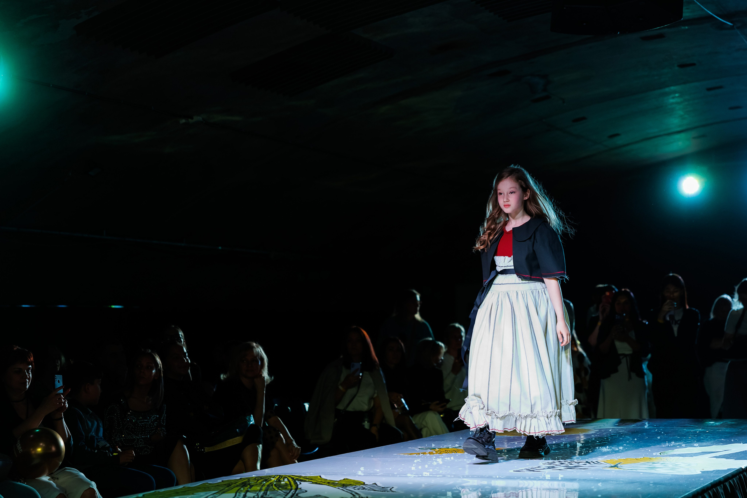 Показ Надежды Шибиной от журнала «Жираf». Фотограф Новосибирск — Наталья Гресь