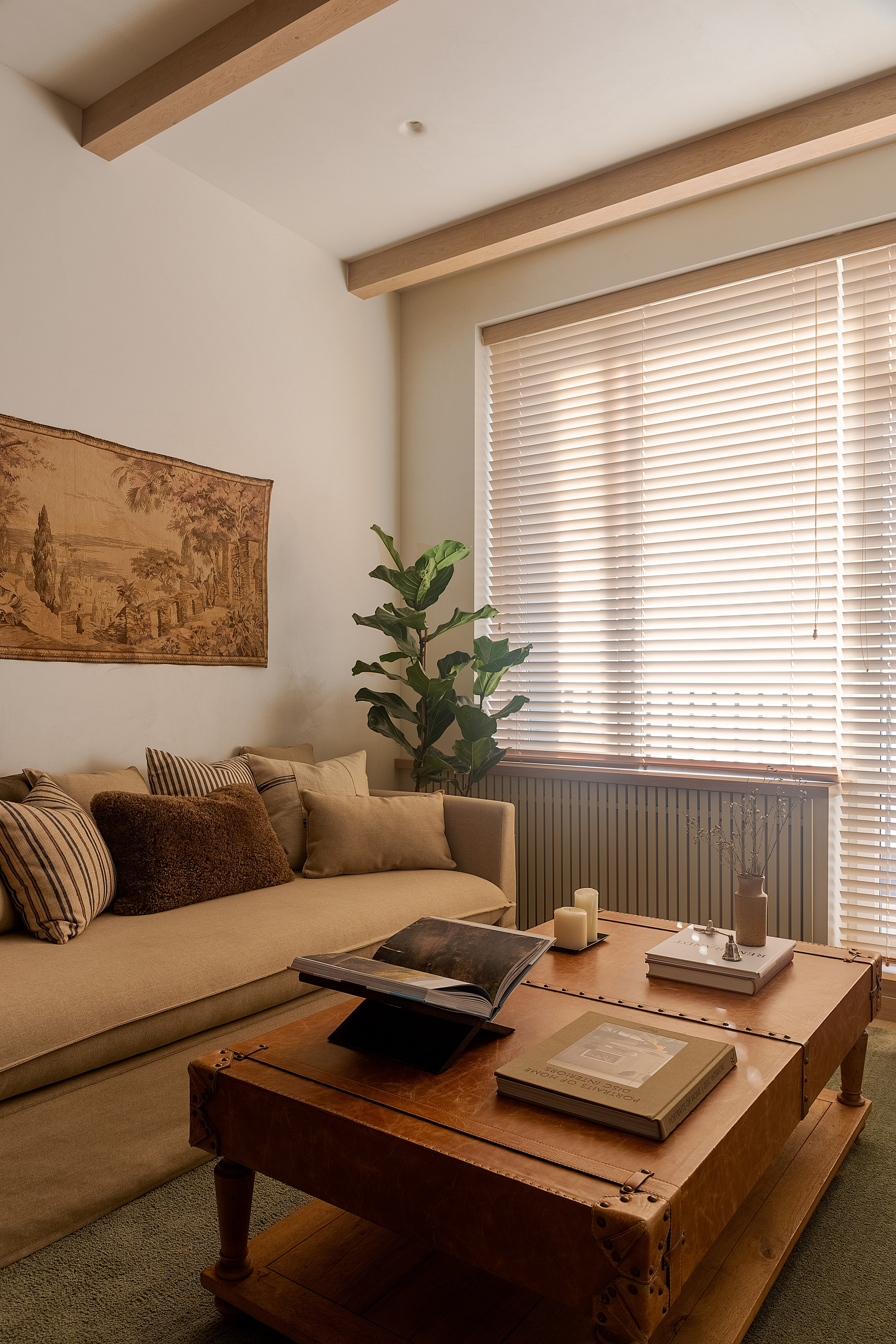 Duna Interiors — Metropole. Roman Yakunin — interior photographer in Almaty, Kazakhstan