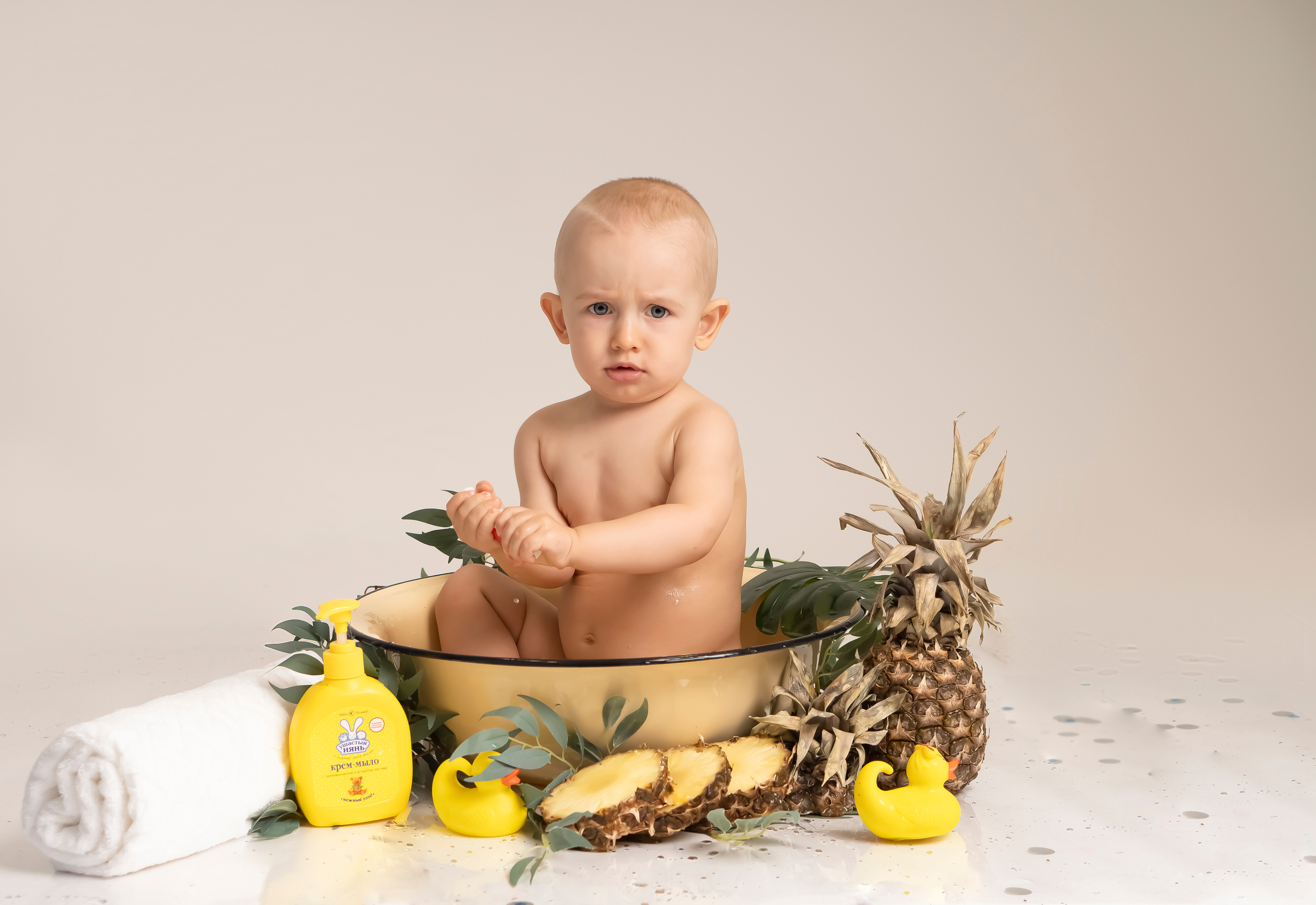 Малыши. Фотограф новорожденных, беременности и семейных фотосессий в Томске