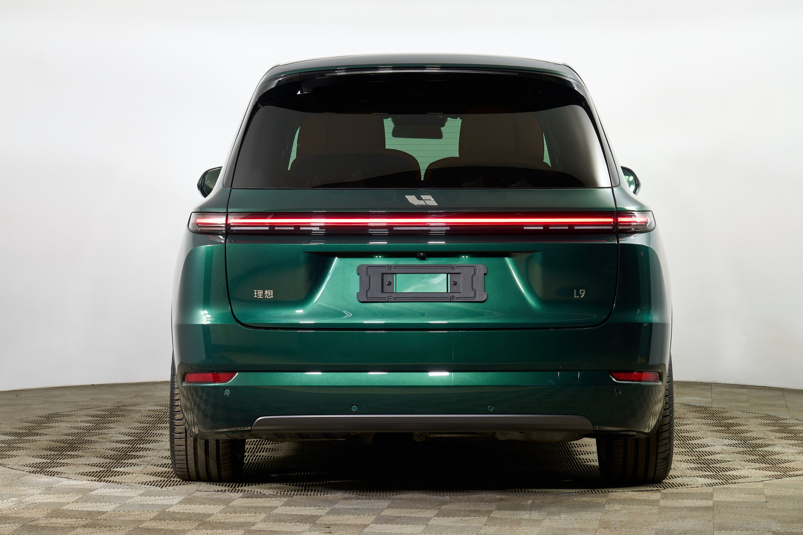 Lixiang L9. Фотограф Николай Прокофьев модельные тесты в Москве