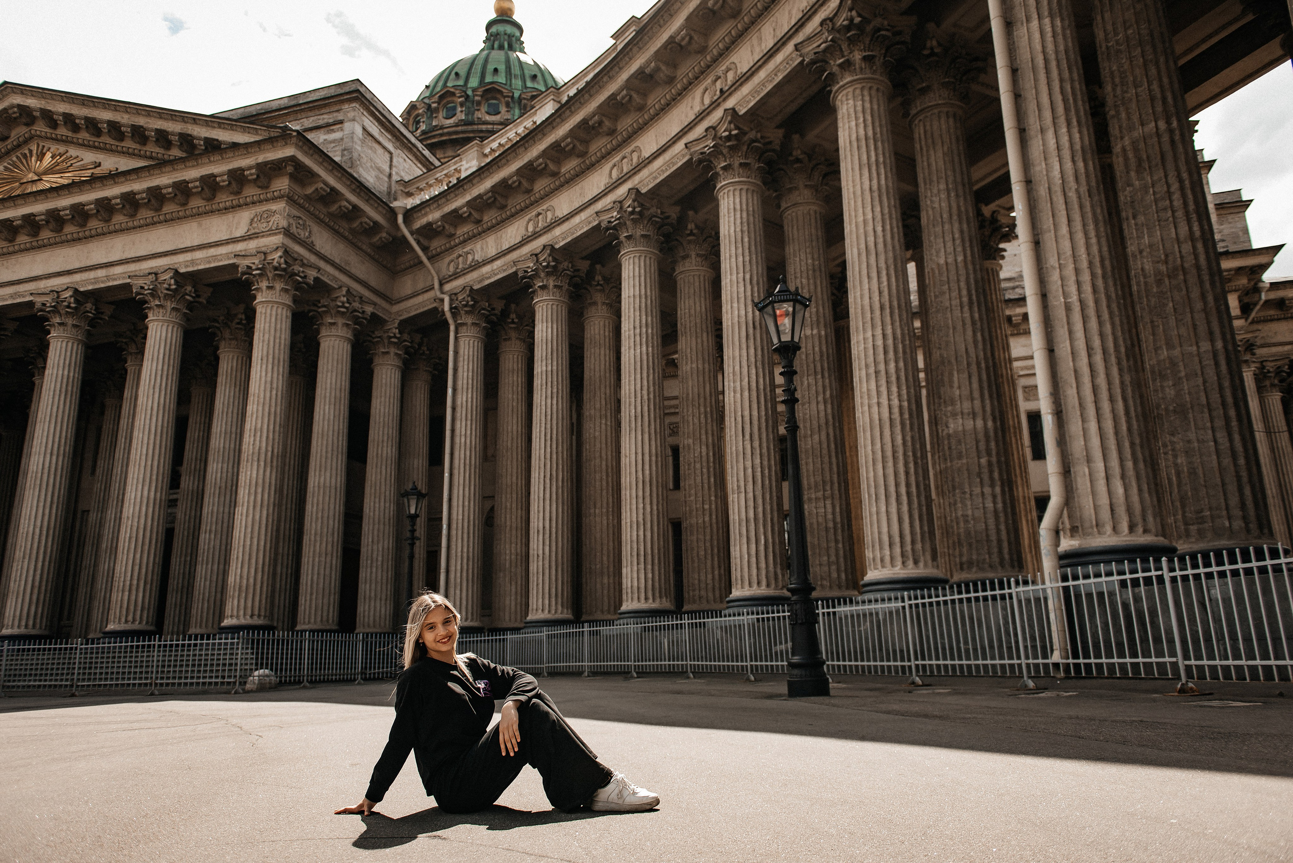 контент фотосъёмка для студии танца у Казанского собора