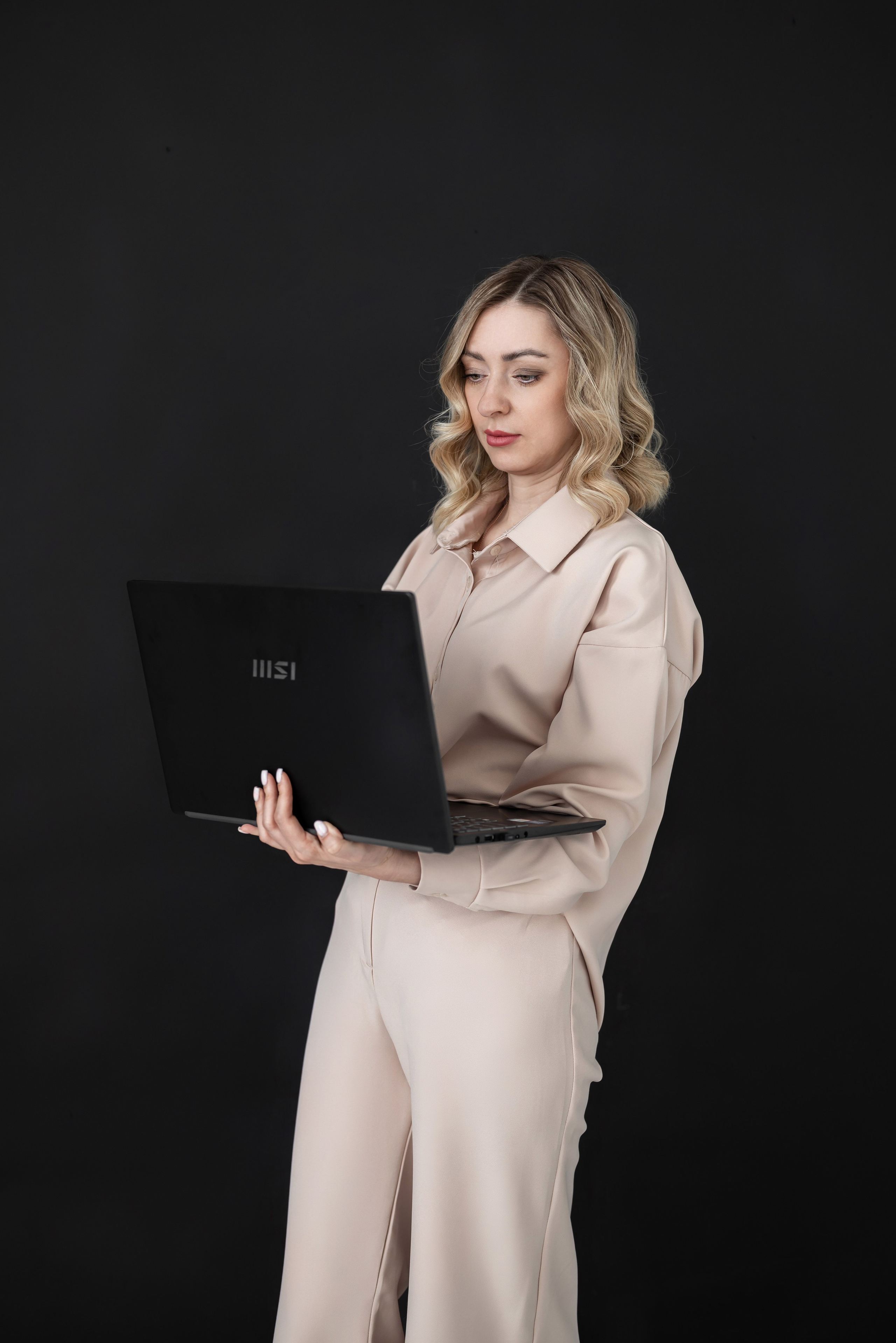 Елена. Мастер по наращиванию ресниц. Фотограф в городе Салават