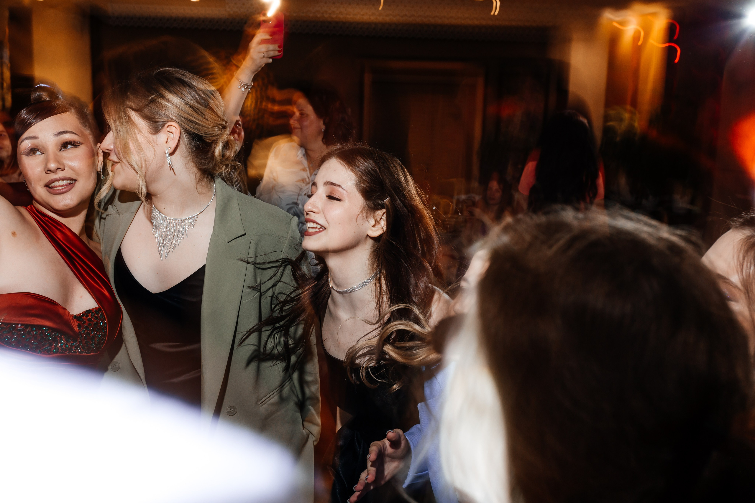 Выпускной 11 «А». Школа № 42. Свадебный фотограф в Краснодаре Николай Крауз