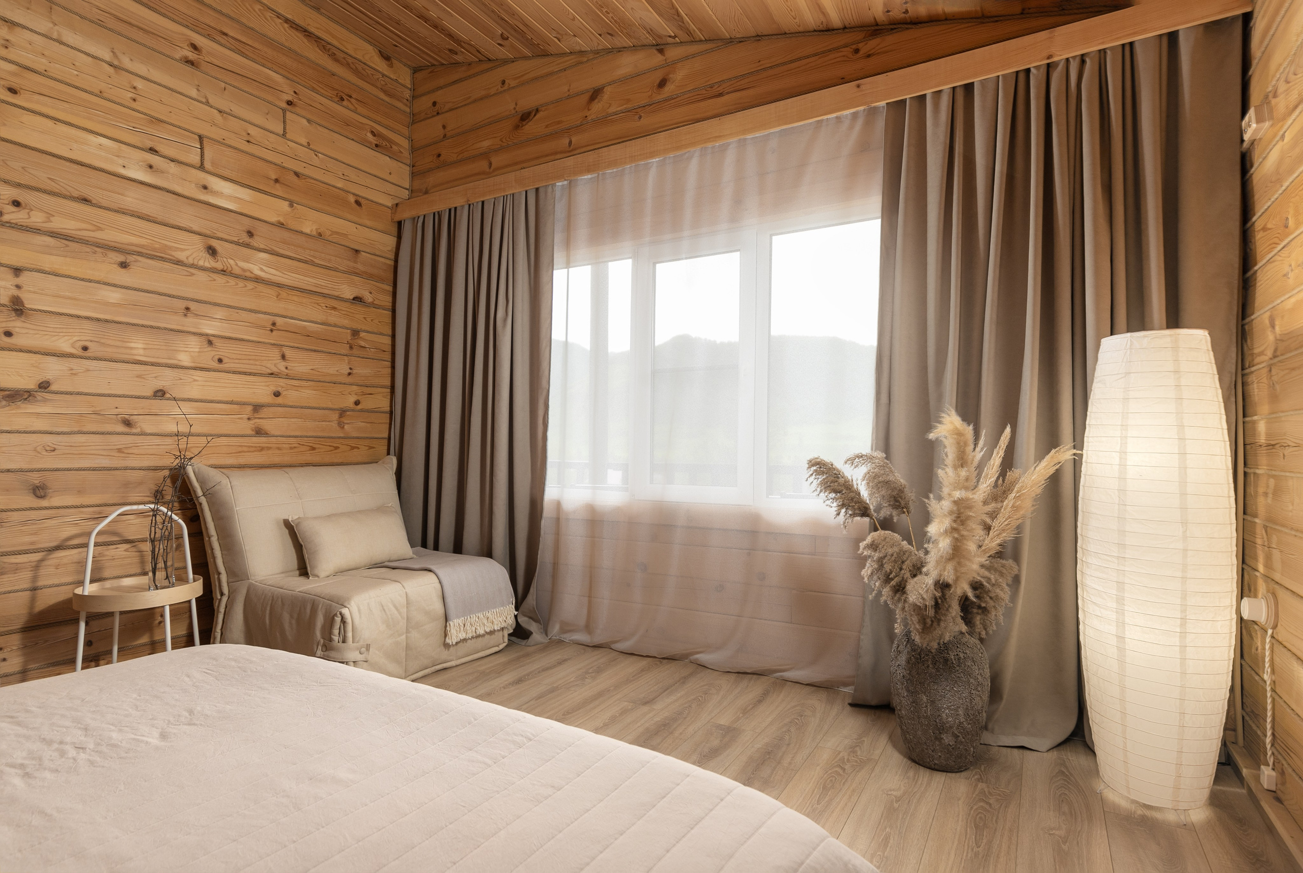 Фотосъёмка интерьеров и территории ALTAY CHALET. Коммерческий фотограф Яков Рослин