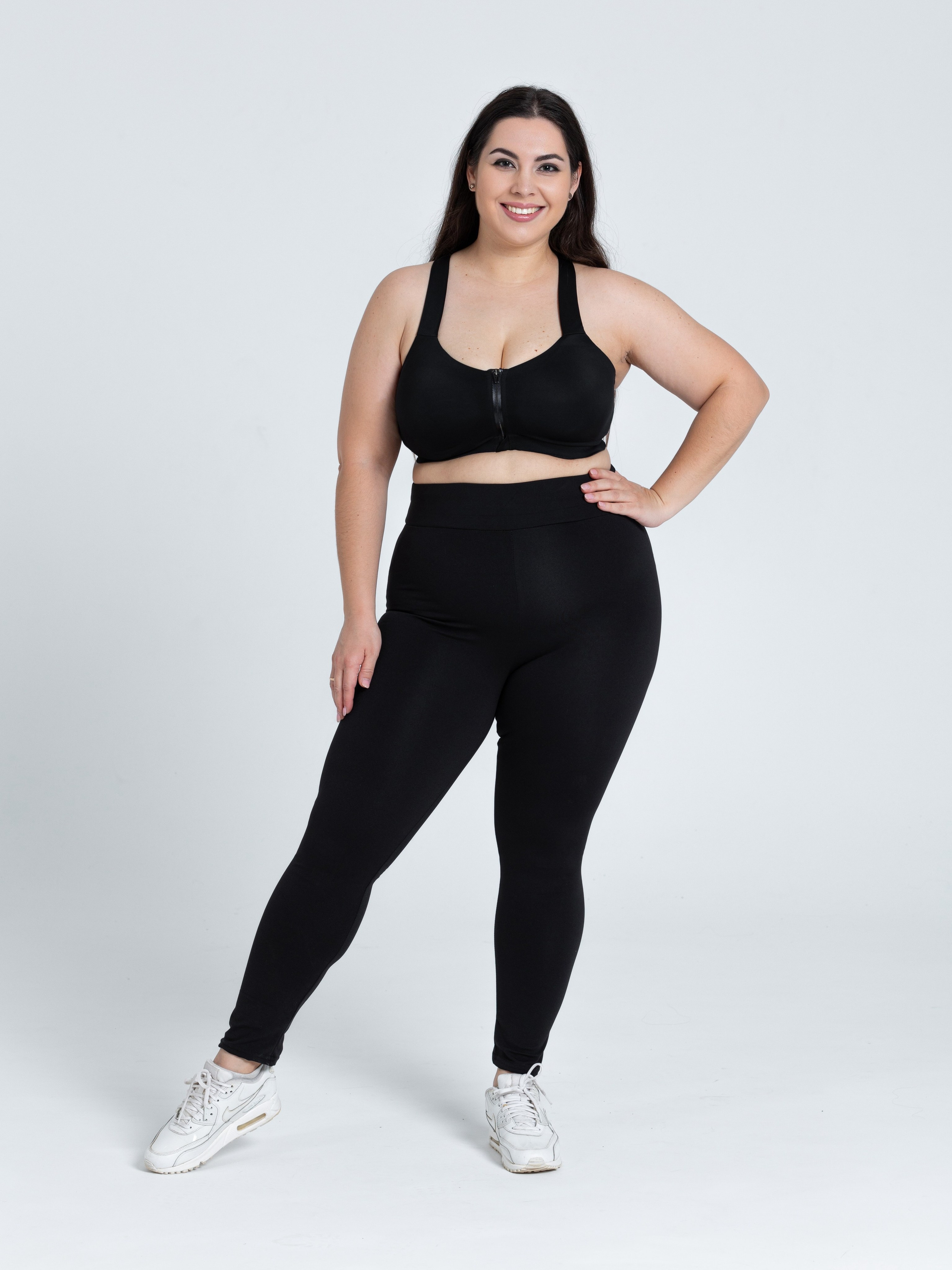 Олеся Ч. Size+. Фото и видео продакшн в Москве — съемка для брендов и маркетплейсов