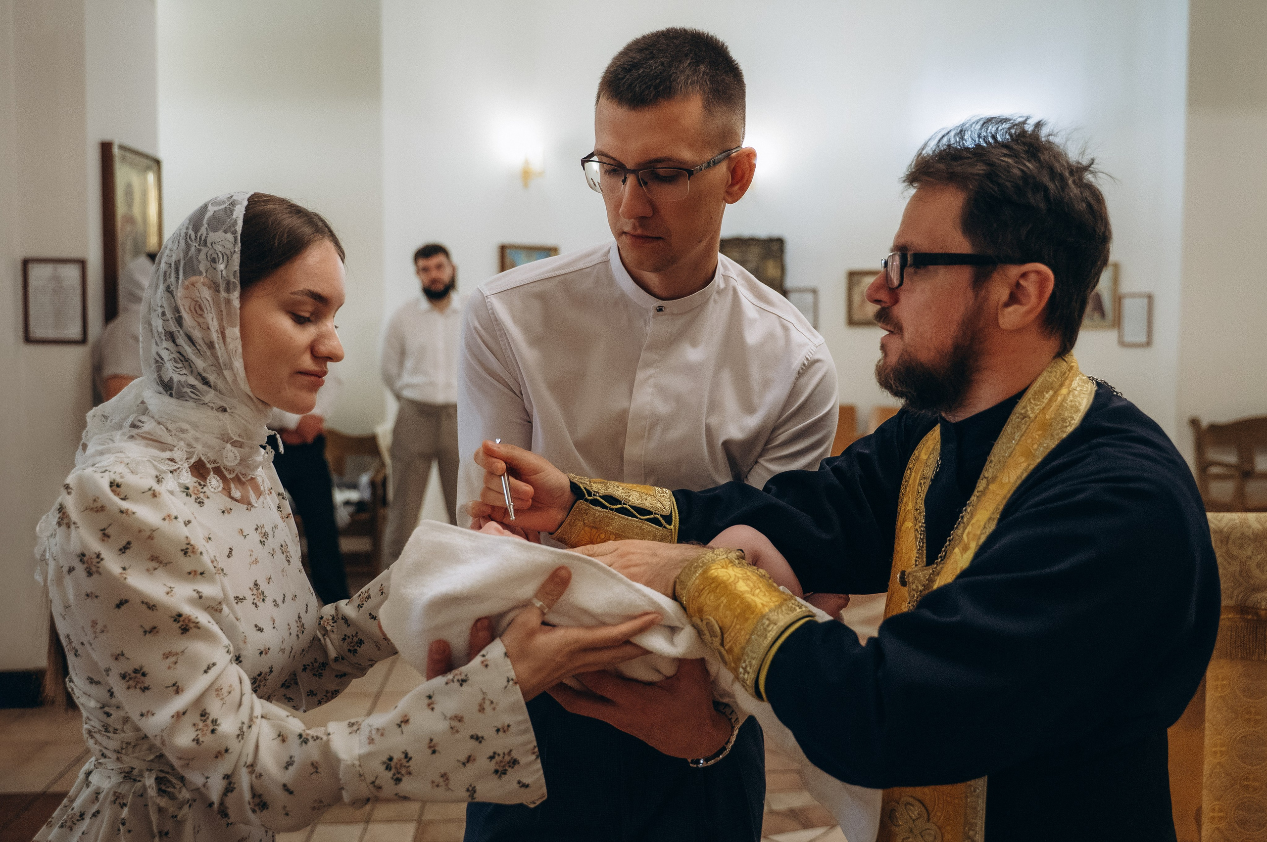 Крещение Ивана конф (Храм в честь святых мучениц Веры, Надежды, Любови и матери их Софии, нижний храм). Семейный фотограф в Минске Дарья Дреко