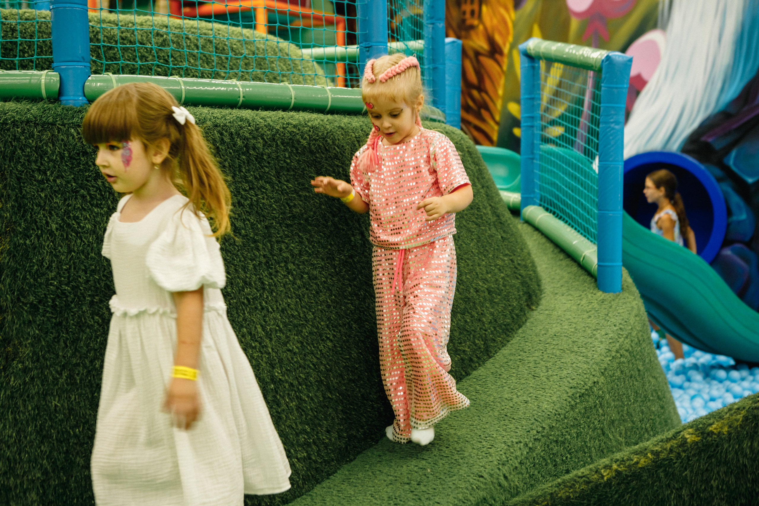 Лиза, 4 года. Краски детства. Фотографы в городе Волгограде — Людмила Агеева и Алексей Околелов