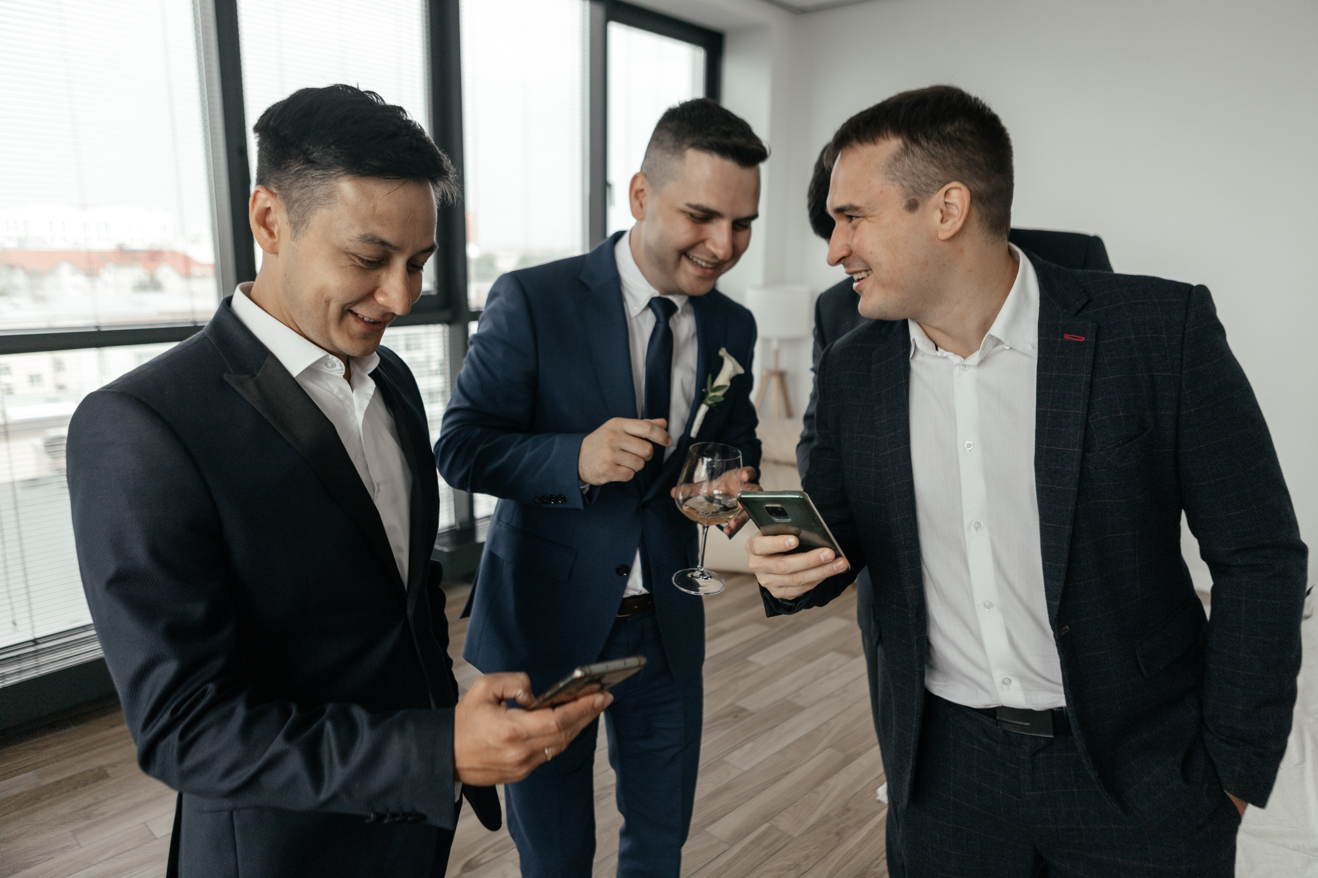 Свадебный фотограф Уфа — Руслан ГабдлисламовЖивые эмоции, красивые кадры, воспоминания на всю жизнь.Работаю по всей Республике Башкортоста. Свадебный фотограф Уфа Руслан Габдлисламов