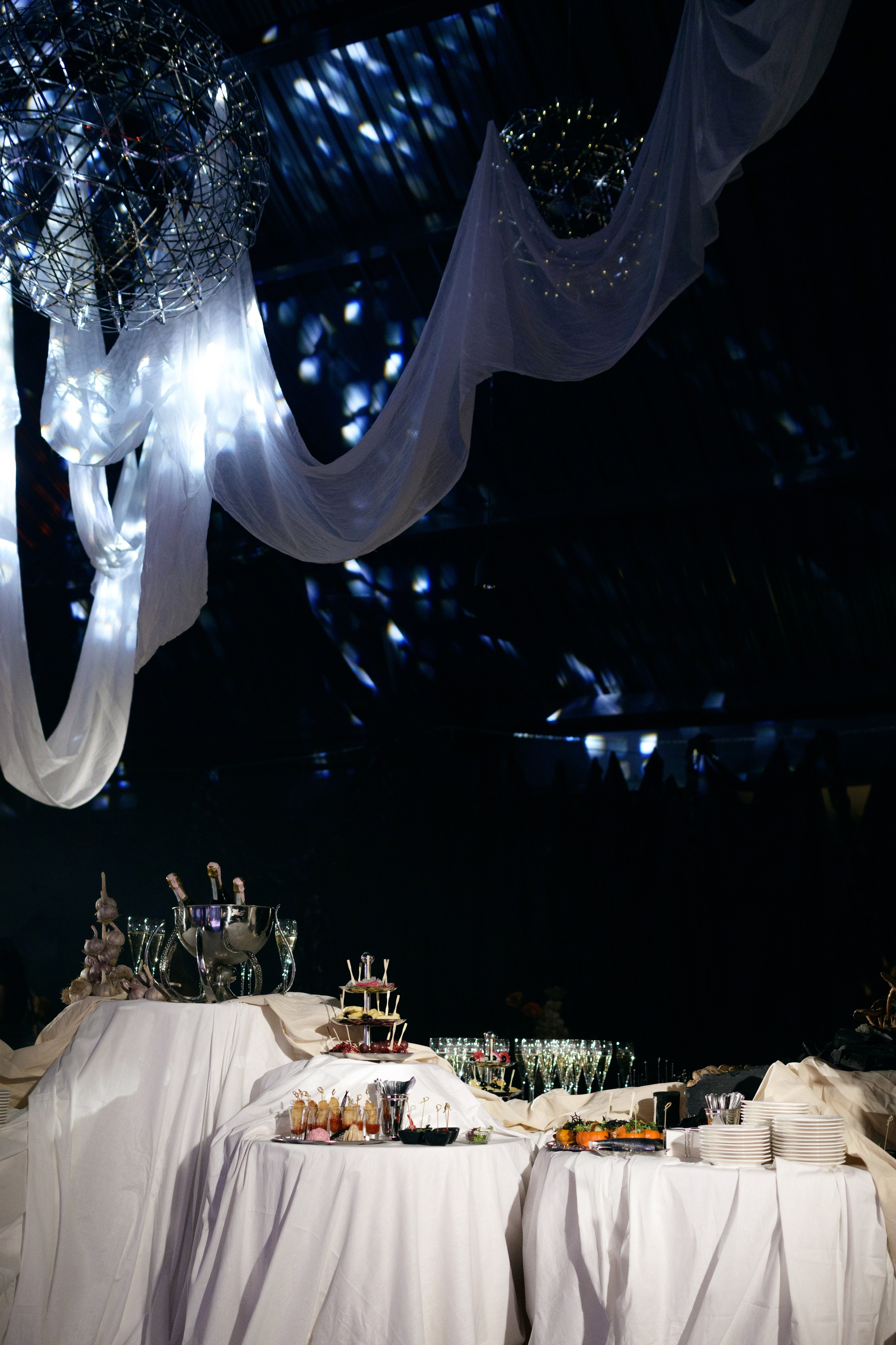 Decor by Favorite catering. Свадебный фотограф в Минске