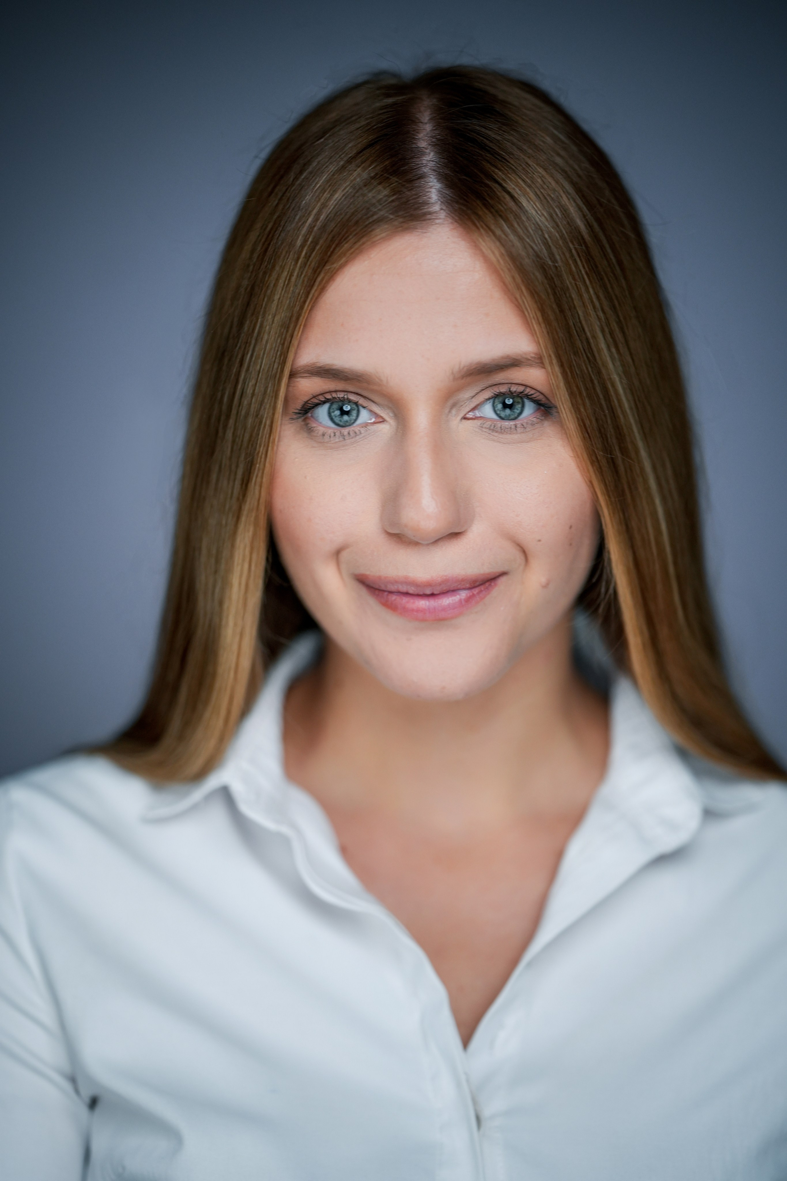 Актриса Женя Макеева. Портретная съемка в Москве, студийный фотограф Игорь Фомин