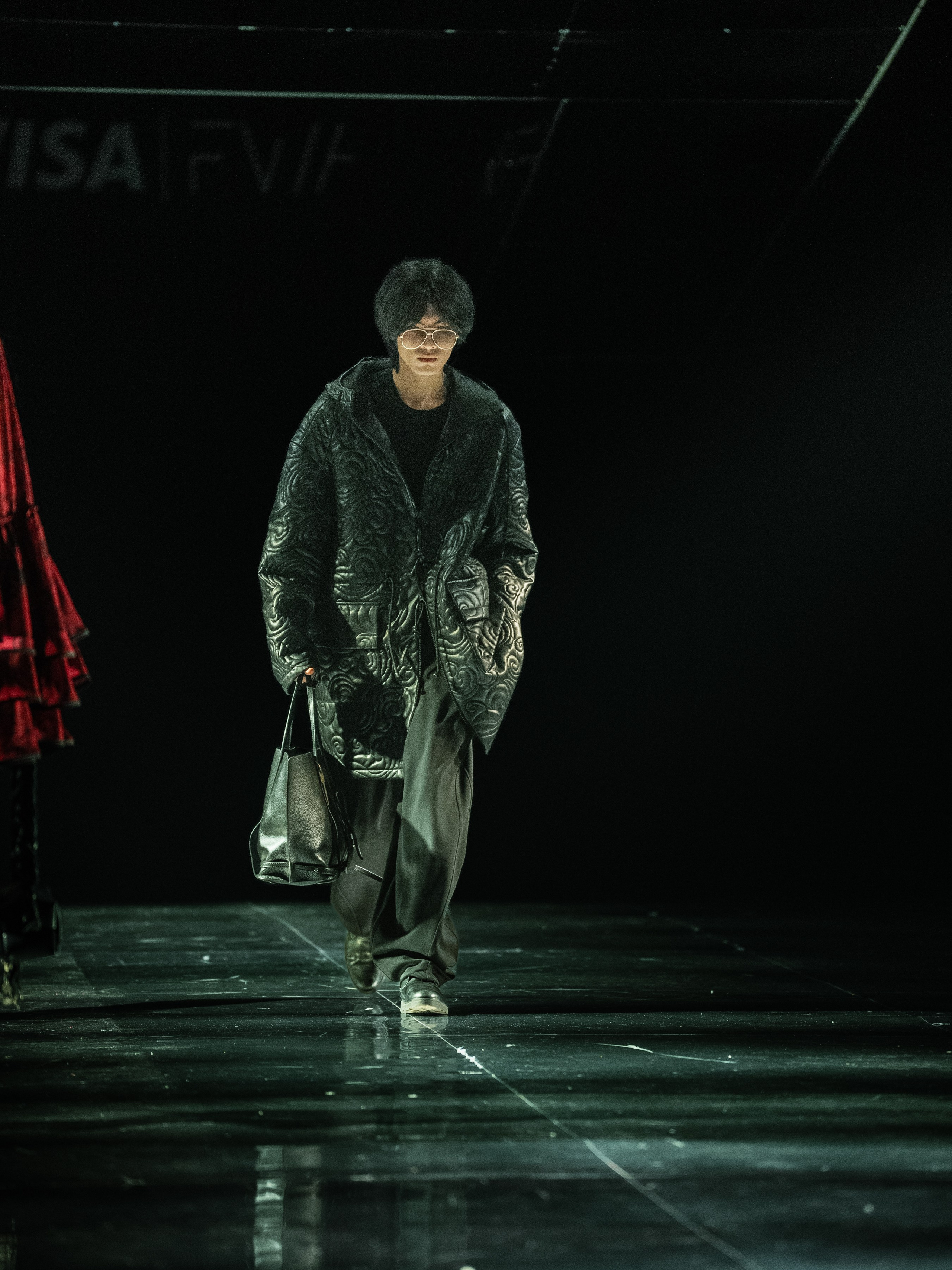 Visa Fashion Week Almaty Pre-Fall 2026 April Leonid Zherebtsov. Сайт Алматинского НЮ АРТ, будуар и фэшн фотографа Дениса Карпенко