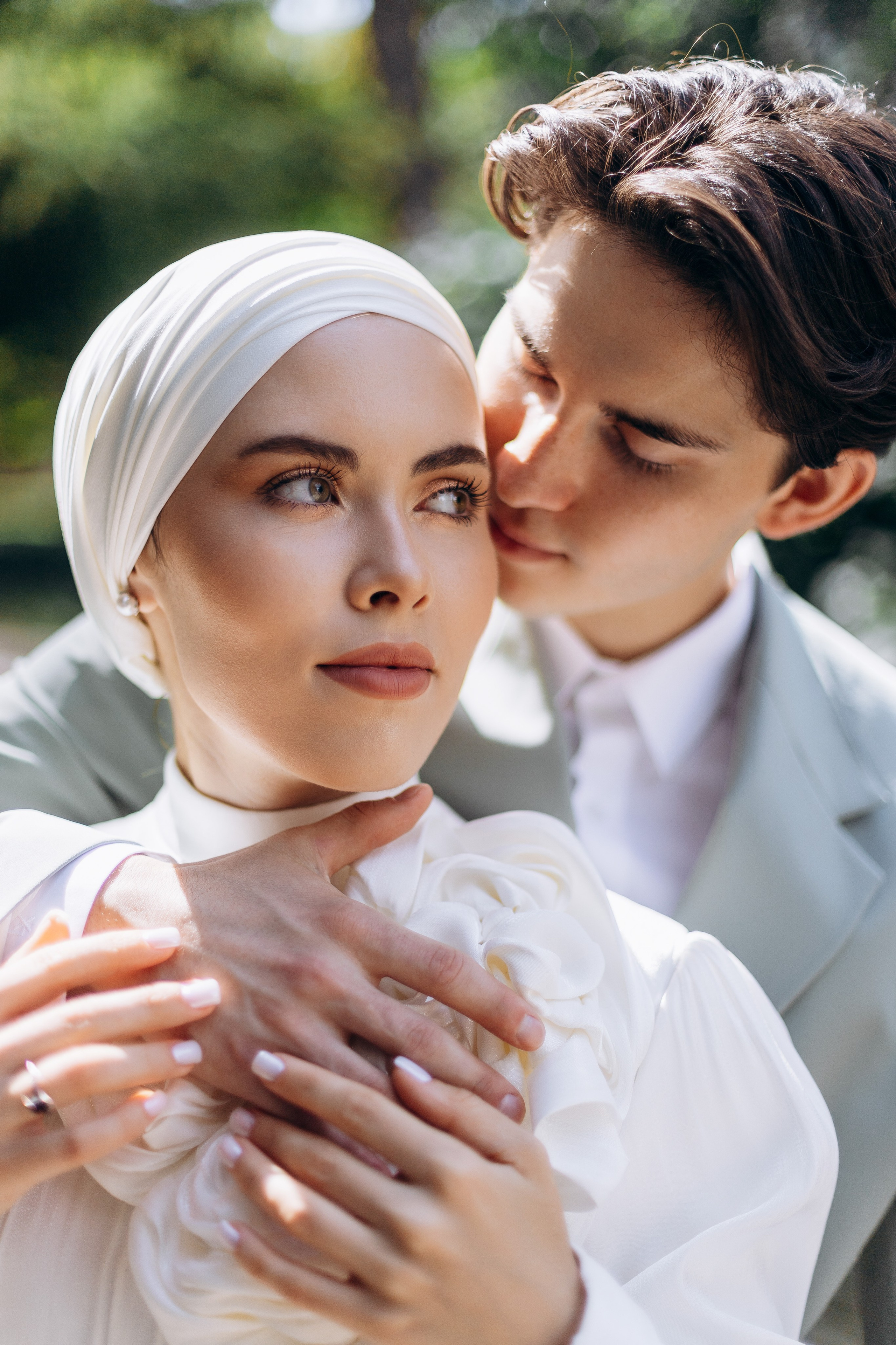 свадебная фотосессия в парке, свадебный фотограф Казань